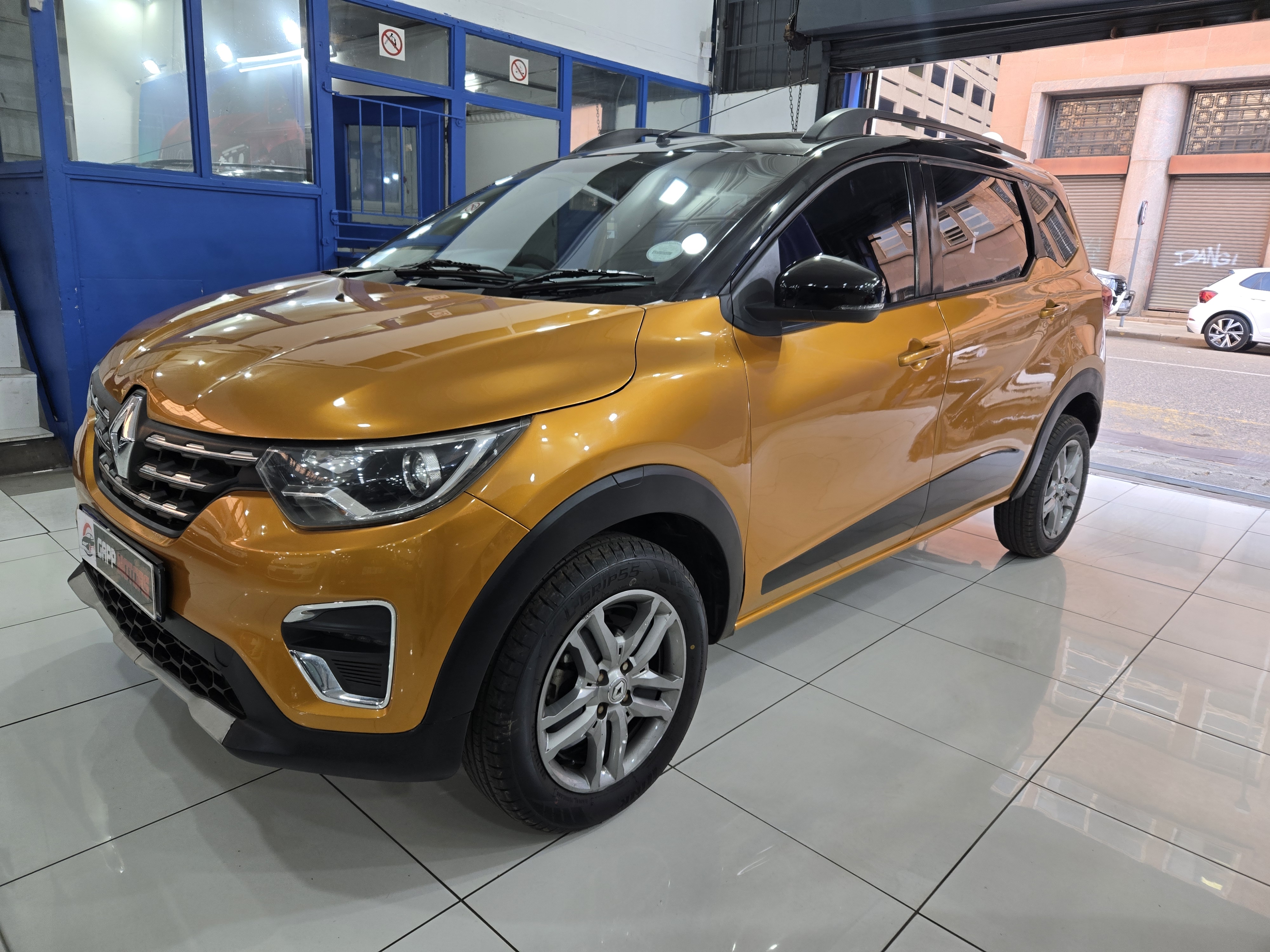 Used 2022 Renault Tr