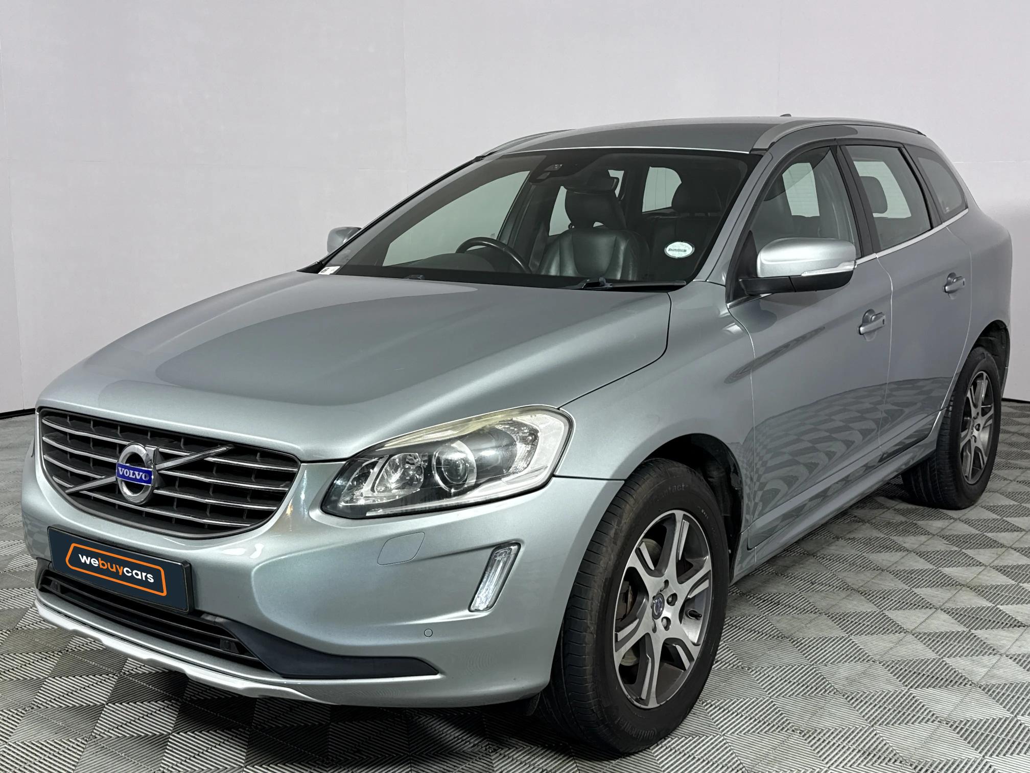Used 2015 Volvo XC60 T5 Momentum