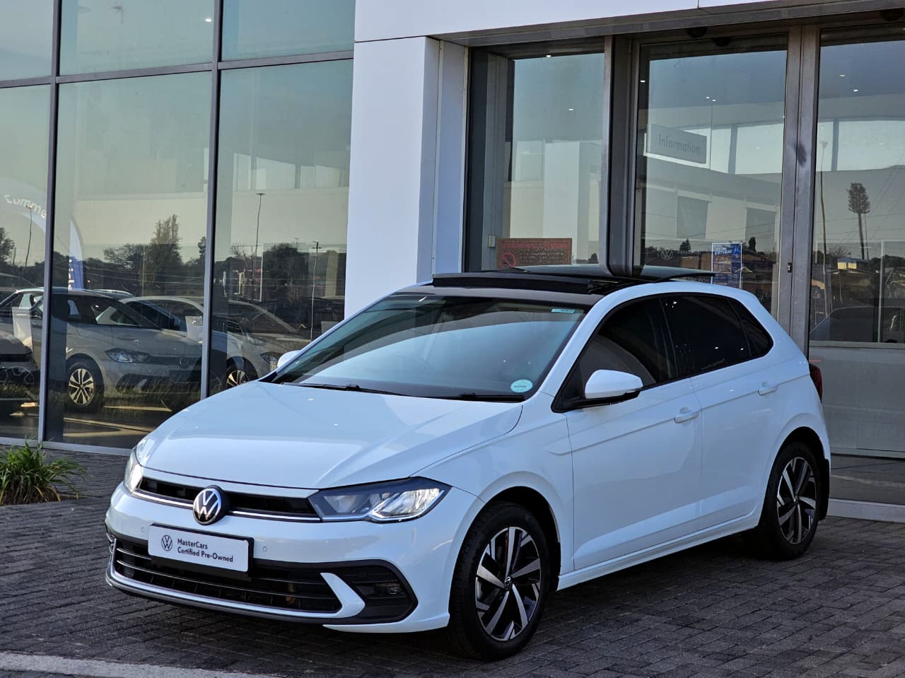 Used 2025 Volkswagen Polo hatch 1.0TSI Life auto