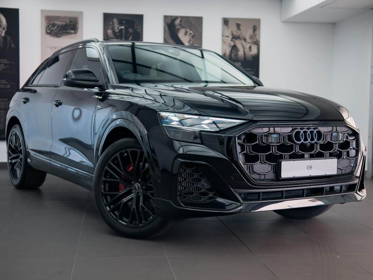 New 2026 Audi Q8 55TFSI quattro