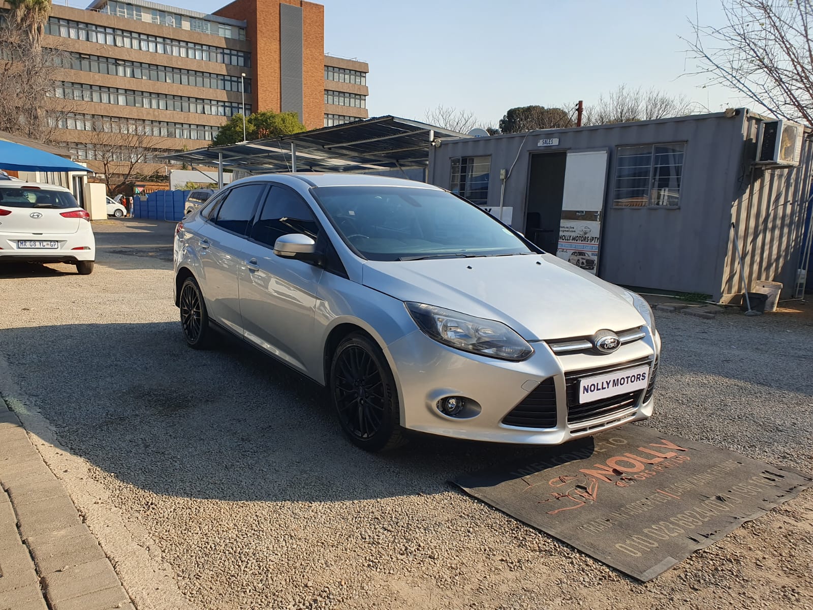 Used 2012 Ford Focus 2.0 sedan Trend