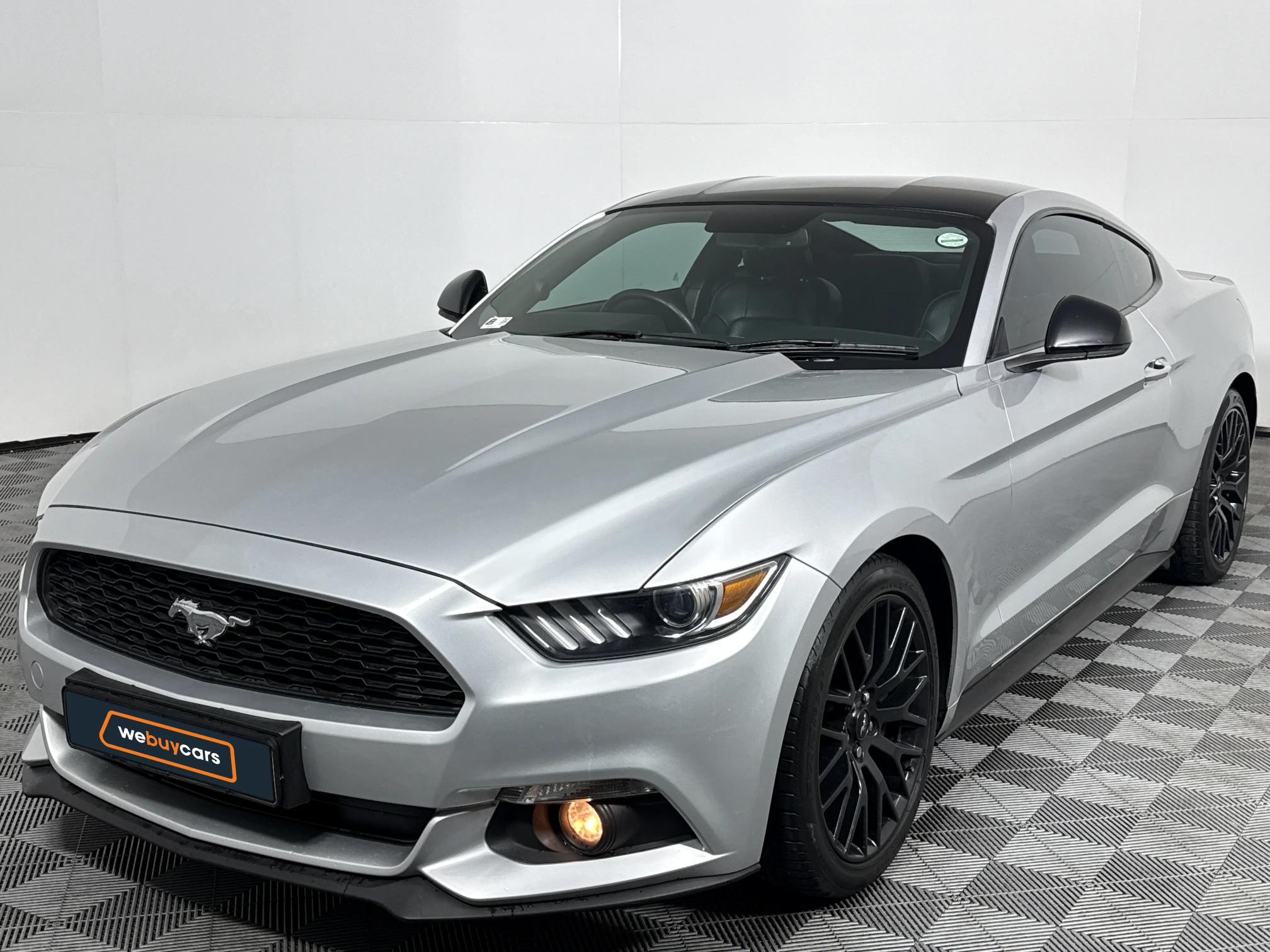 Used 2017 Ford Mustang 2.3T fastback auto