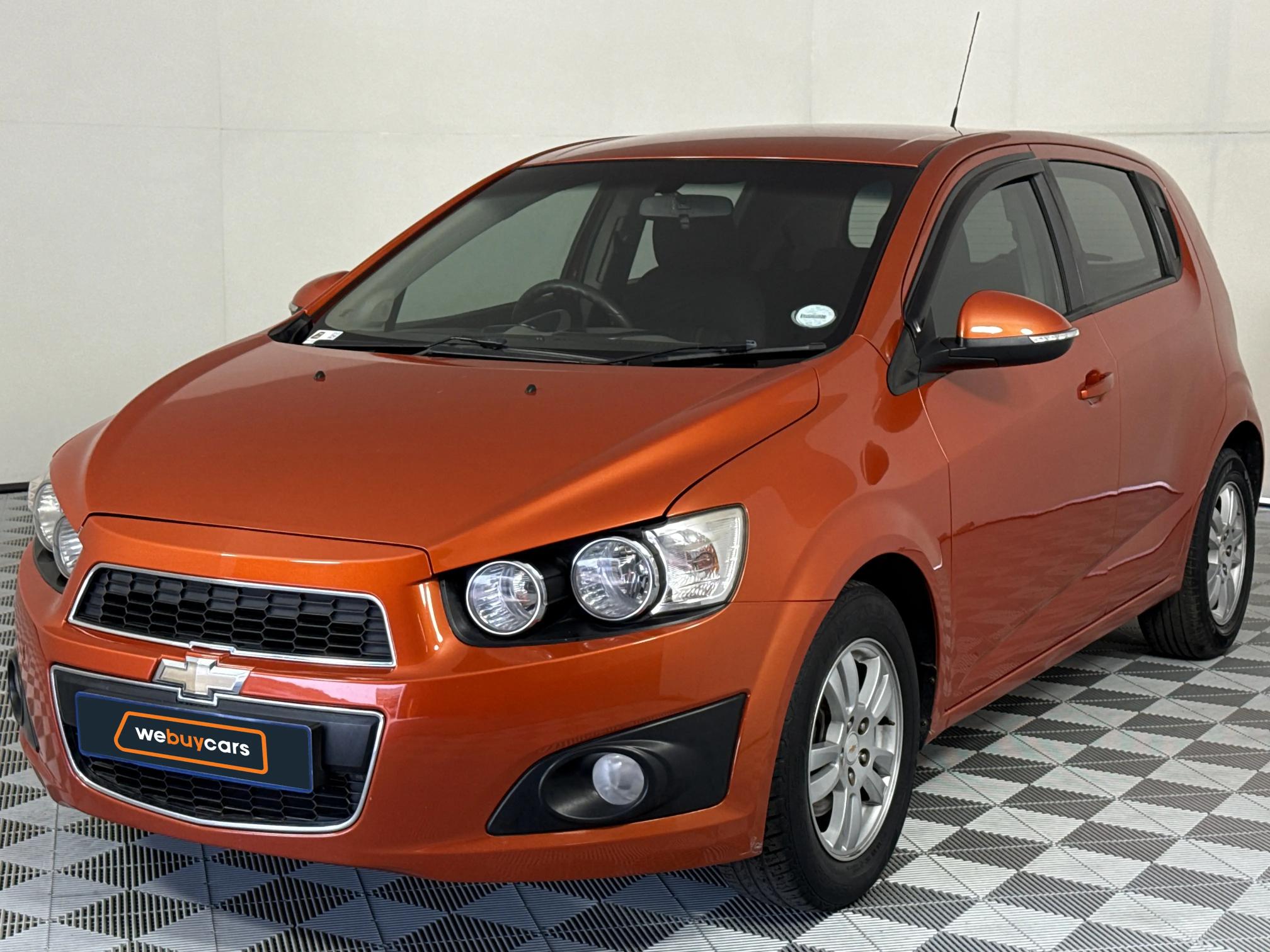 Used 2014 Chevrolet Sonic hatch 1.6 LS Black&White Edition