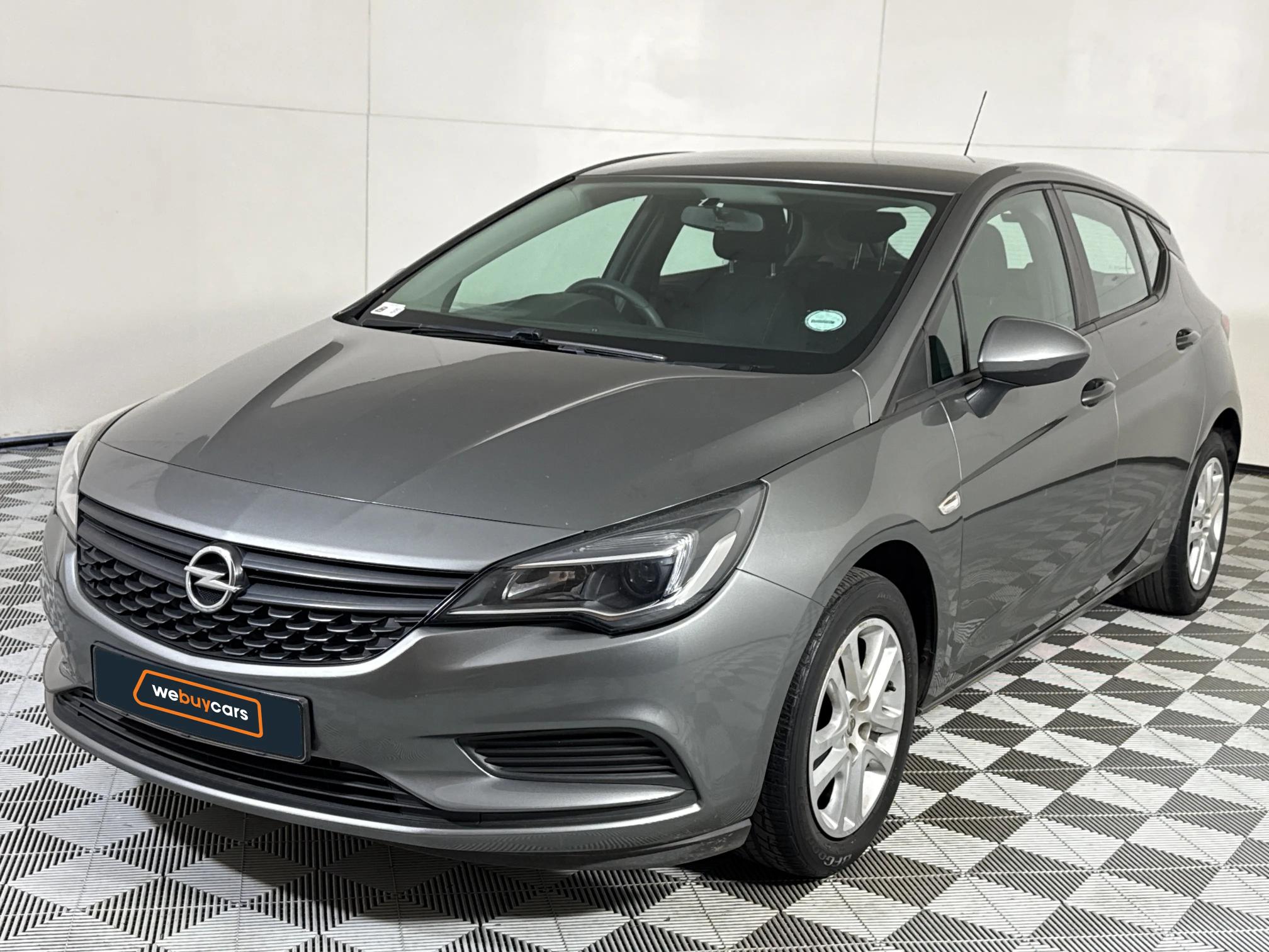 Used 2017 Opel Astra hatch 1.0T