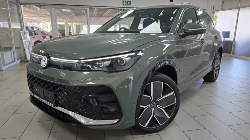 New 2026 Volkswagen Tiguan 2.0TSI R-Line 4Motion