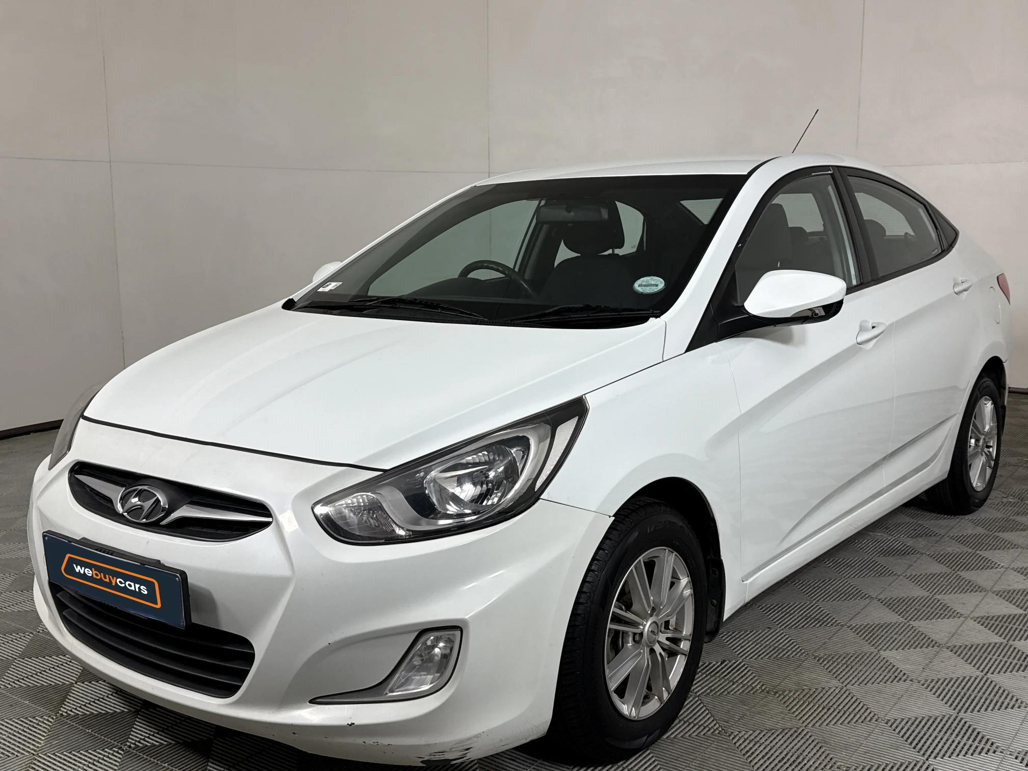 Used 2015 Hyundai Accent sedan 1.6 Fluid auto