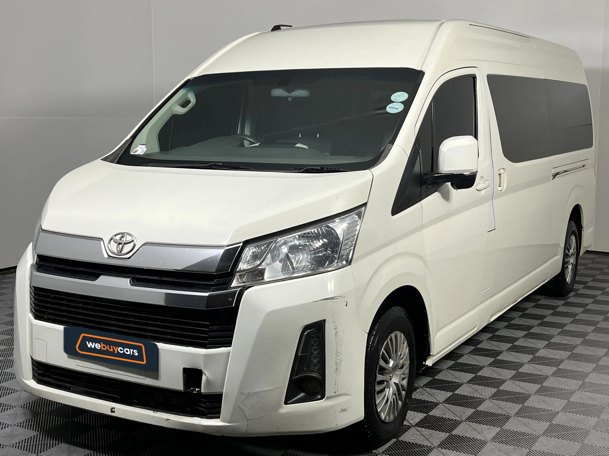 Used 2020 Toyota Quantum 2.8 SLWB bus 14-seater GL manual