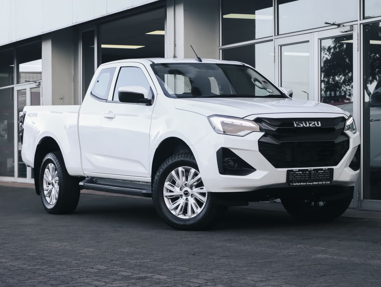 New 2026 Isuzu D-Max 1.9TD Extended cab LS 4x4 auto