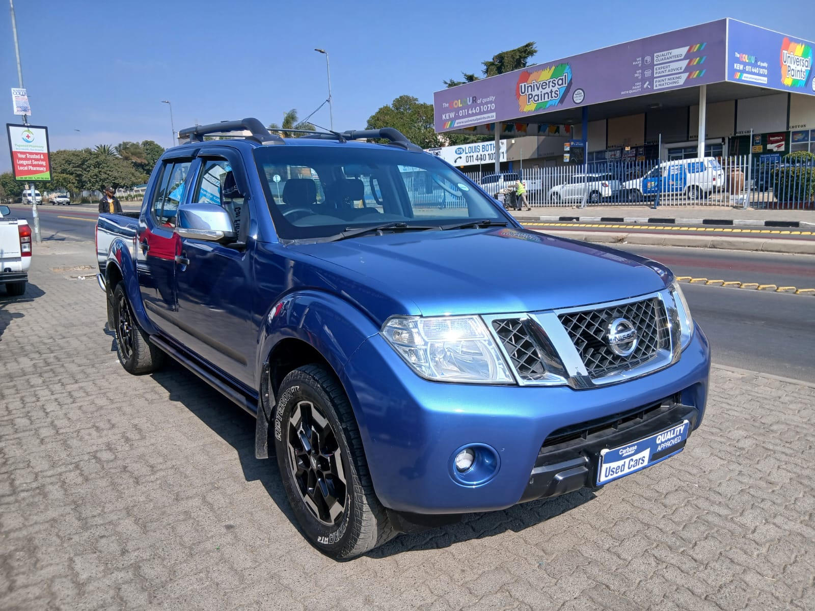 Used 2015 Nissan Navara 2.5dCi double cab 4x4 LE