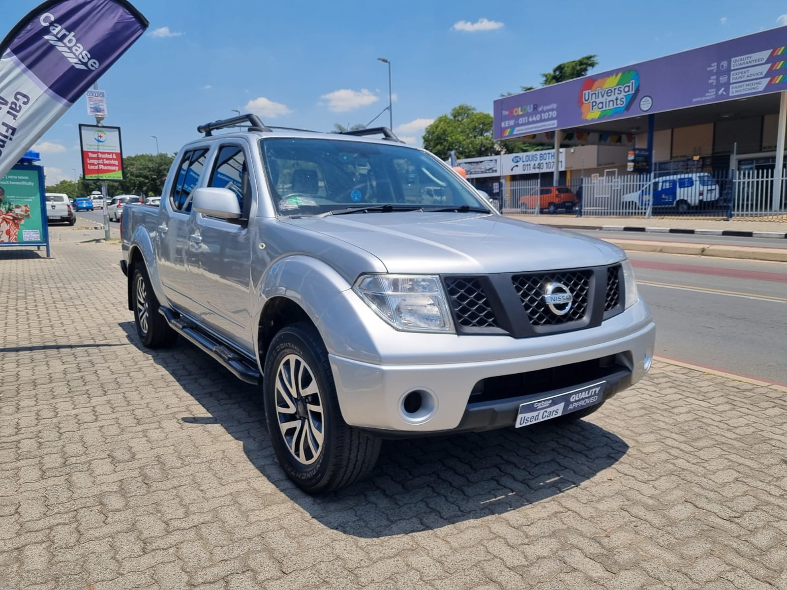 Used 2011 Nissan Navara 2.5dCi double cab 4x4 LE
