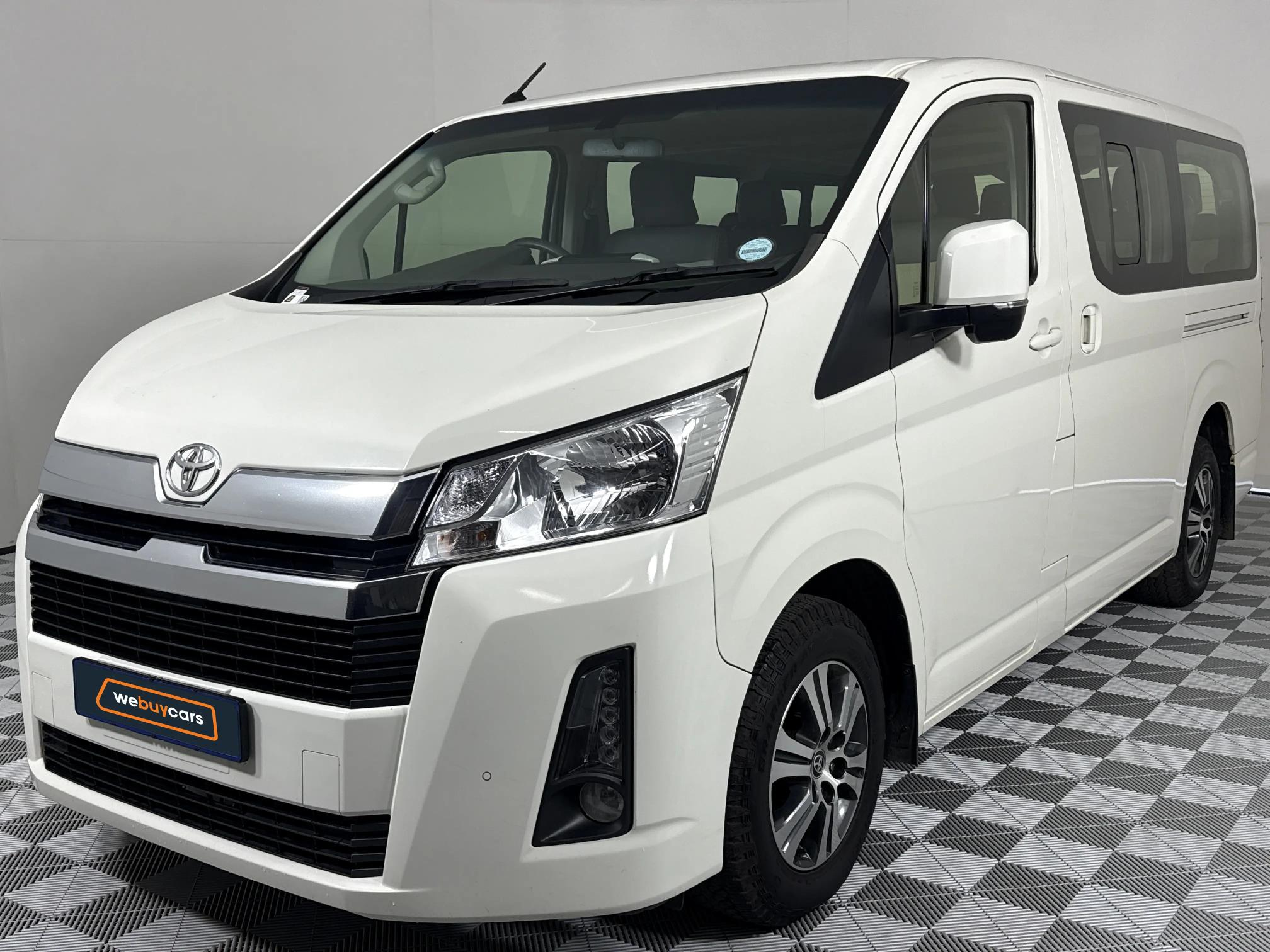 Used 2023 Toyota Quantum 2.8 LWB bus 11-seater GL