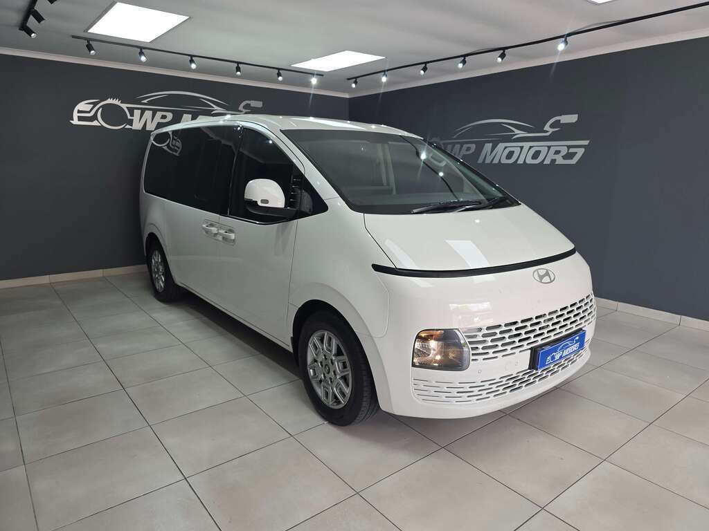 Used 2025 Hyundai Staria 2.2D Executive 9-seater