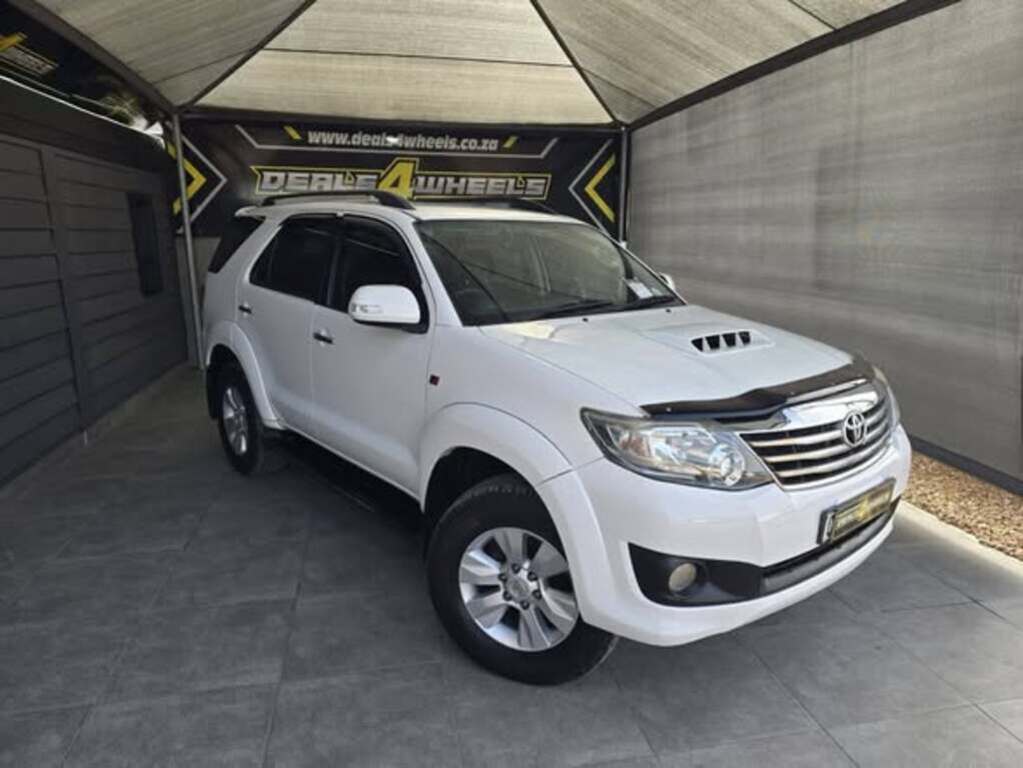 Used 2014 Toyota Fortuner 2.5D-4D auto