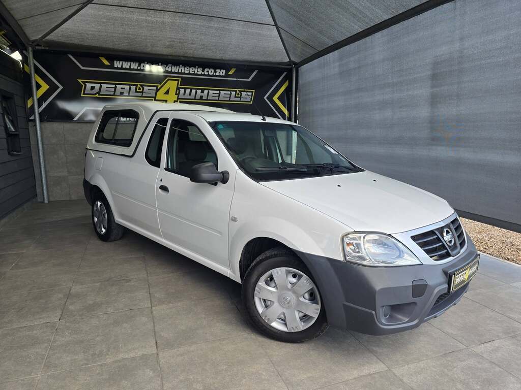 Used 2017 Nissan NP200 1.6i safety pack