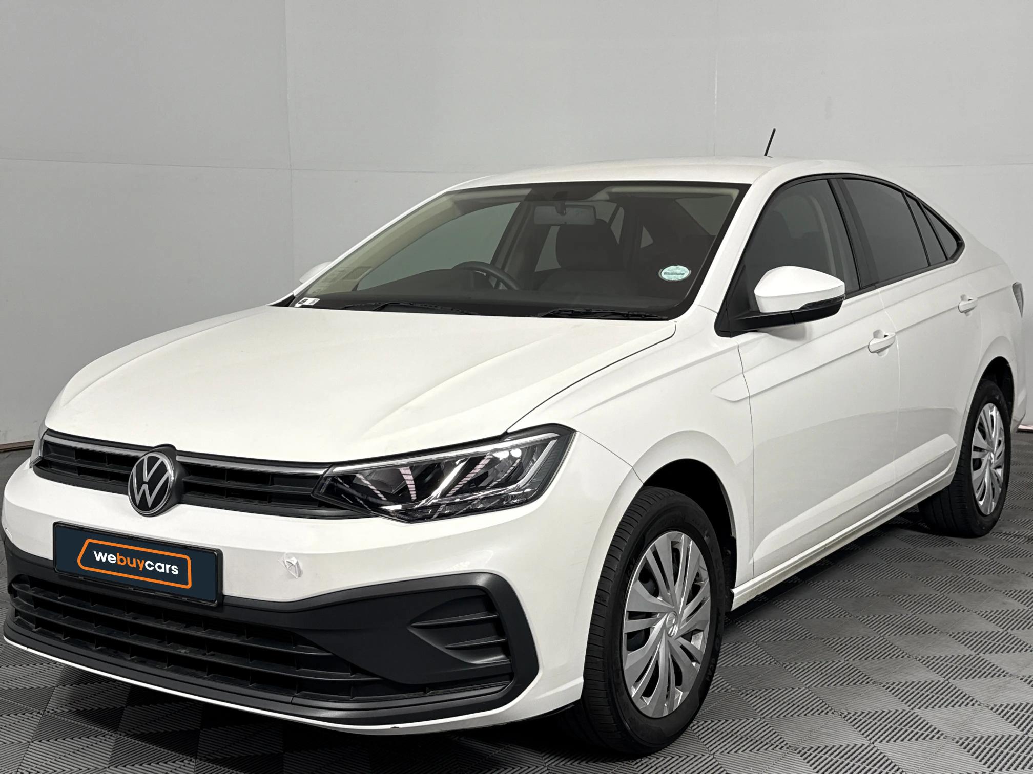 Used 2024 Volkswagen Polo sedan 1.6 Life manual