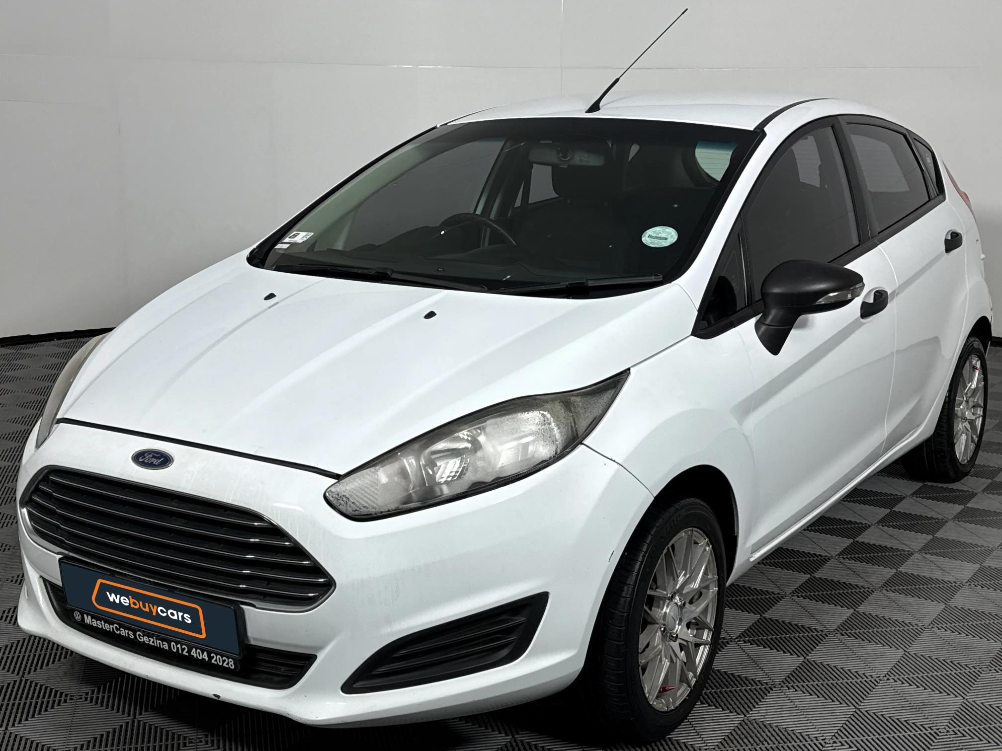 Used 2015 Ford Fiesta 5-door 1.4 Ambiente