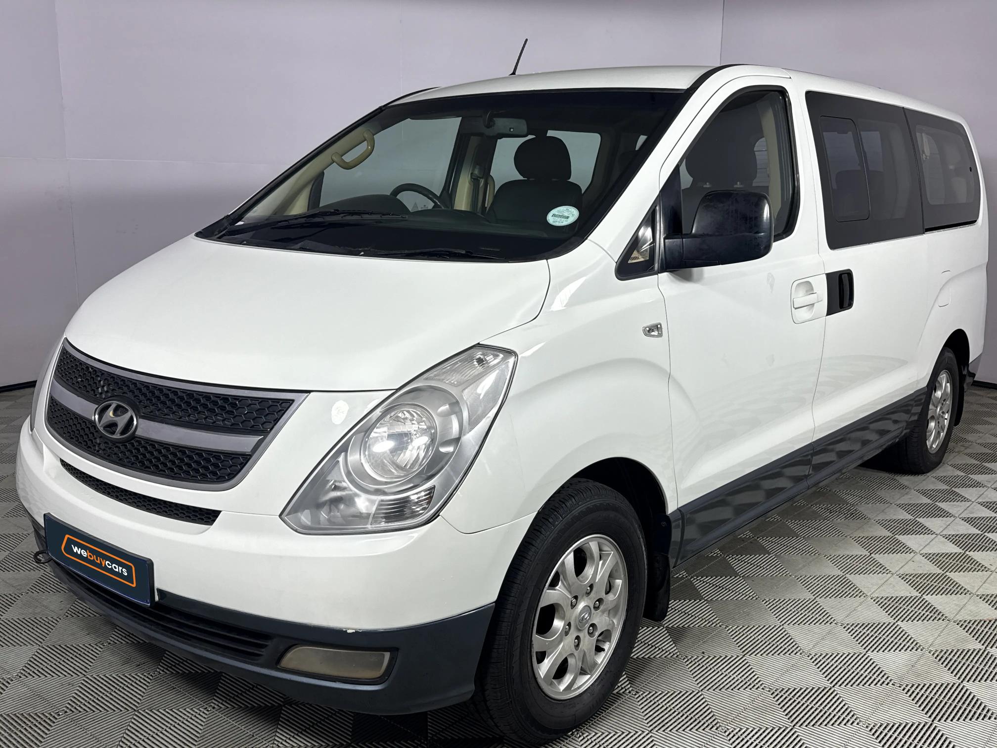 Used 2011 Hyundai H-1 2.4 bus Executive