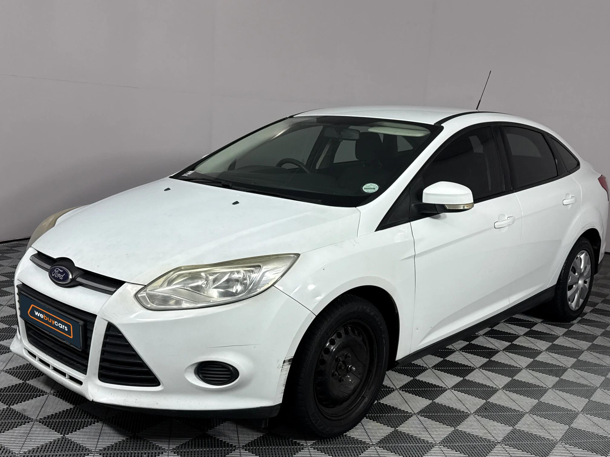 Used 2013 Ford Focus sedan 1.6 Ambiente auto