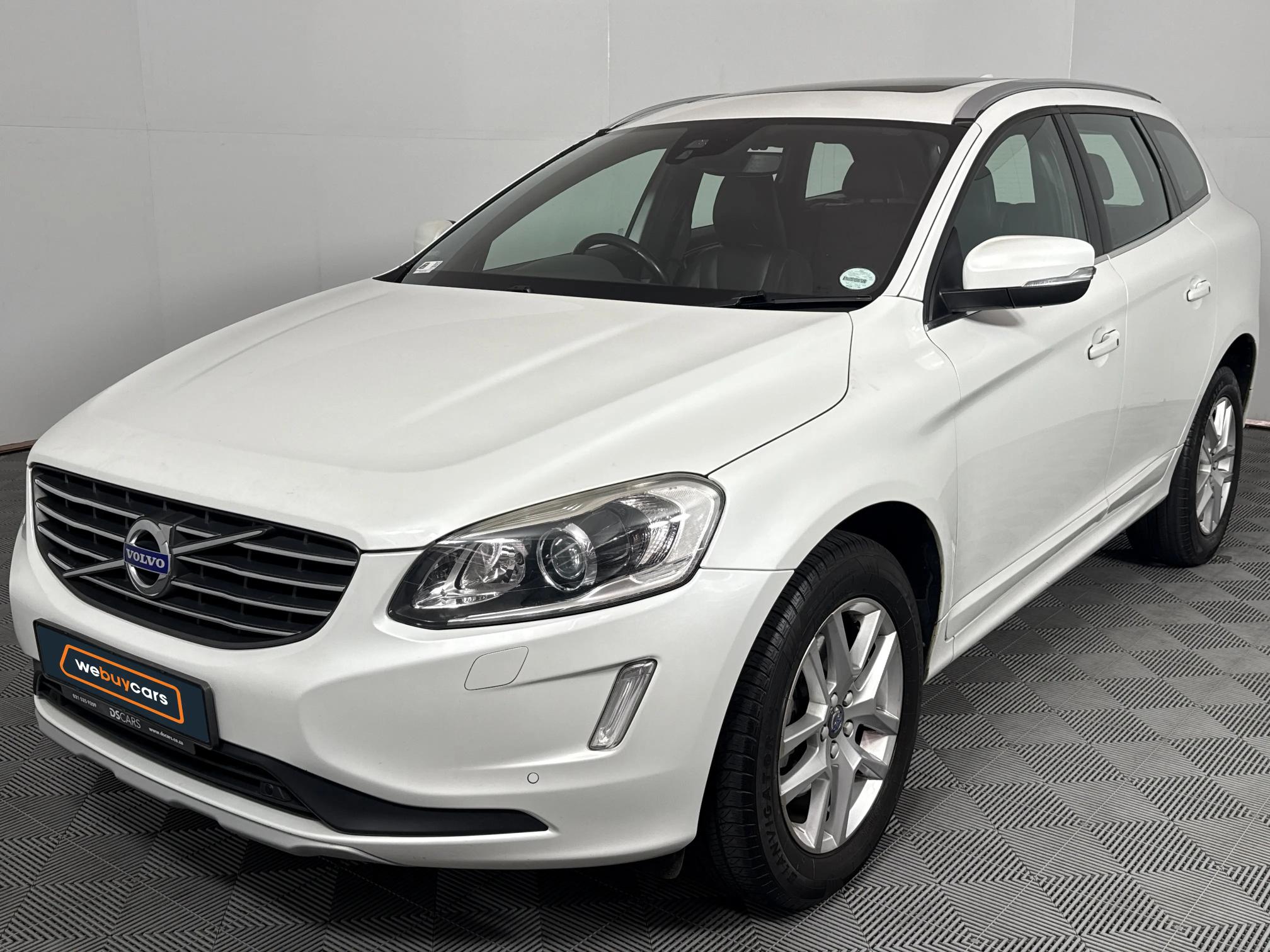 Used 2017 Volvo XC60 T5 AWD Momentum