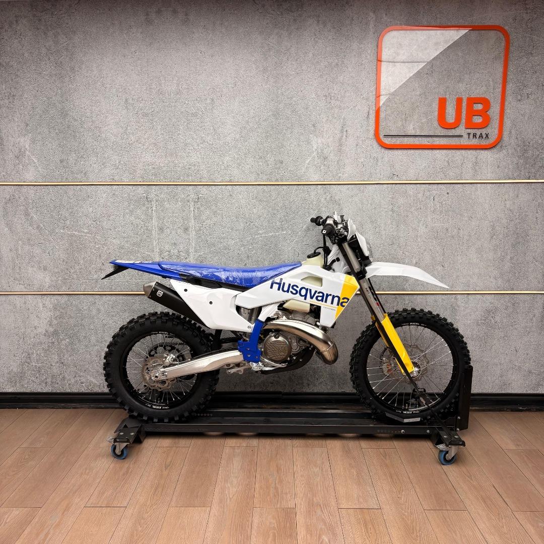 New 2026 Husqvarna TE 300