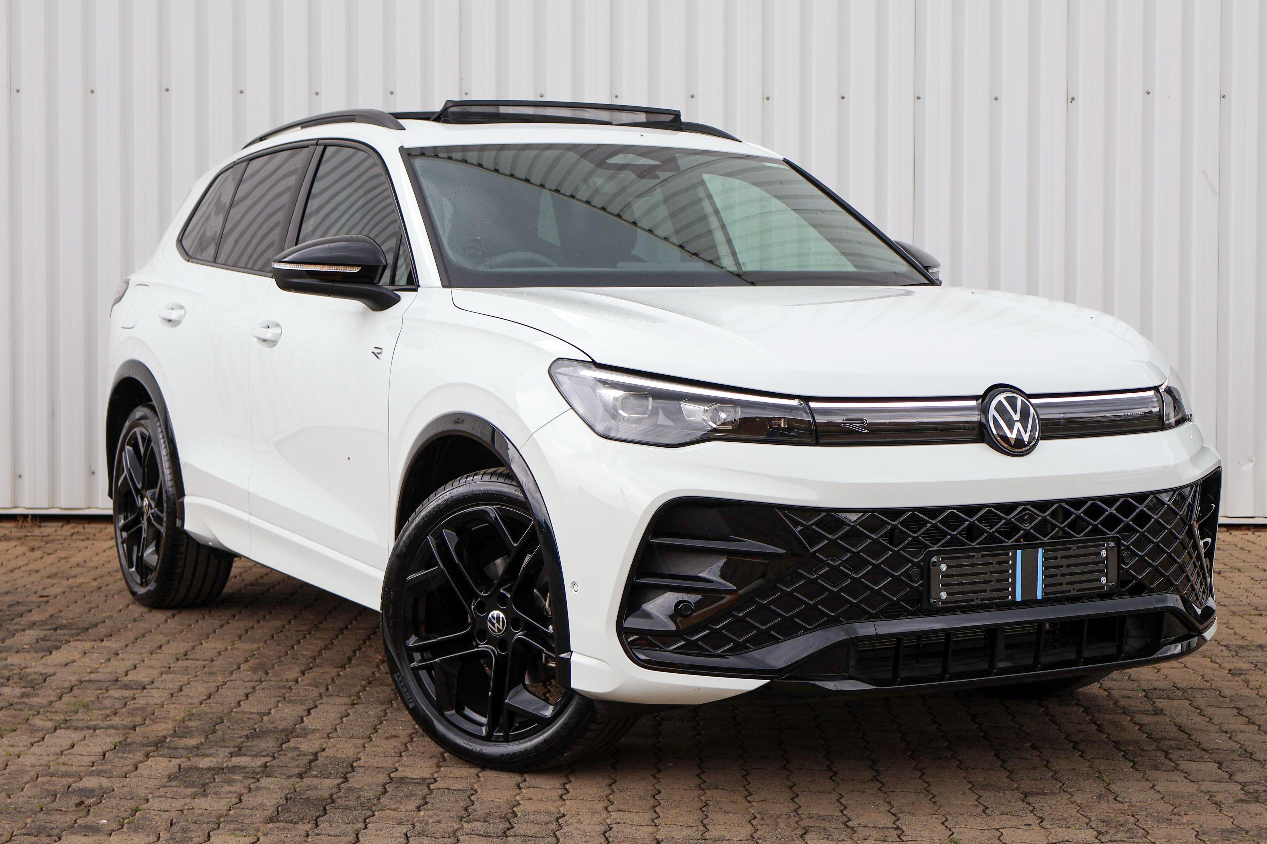 New 2026 Volkswagen Tiguan 1.4TSI R-Line