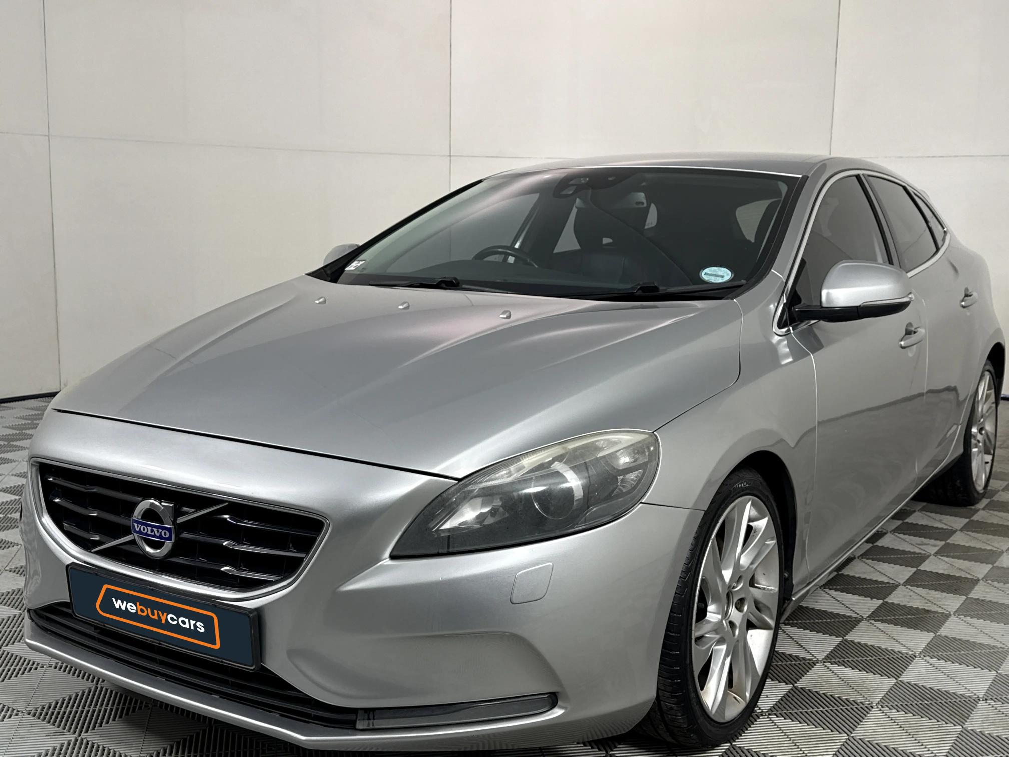 Used 2014 Volvo V40 T3 Essential