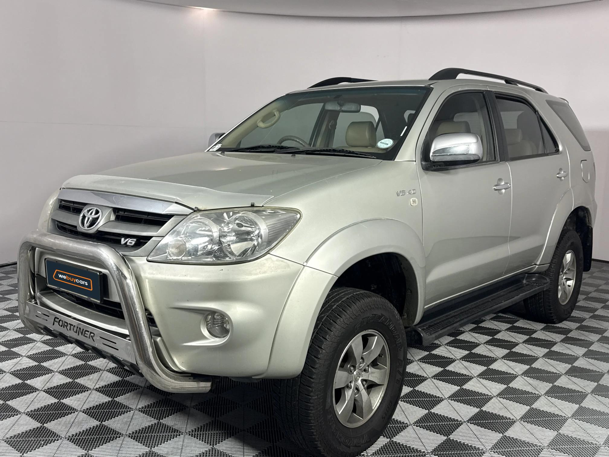 Used 2006 Toyota Fortuner V6 4.0 4x4 auto