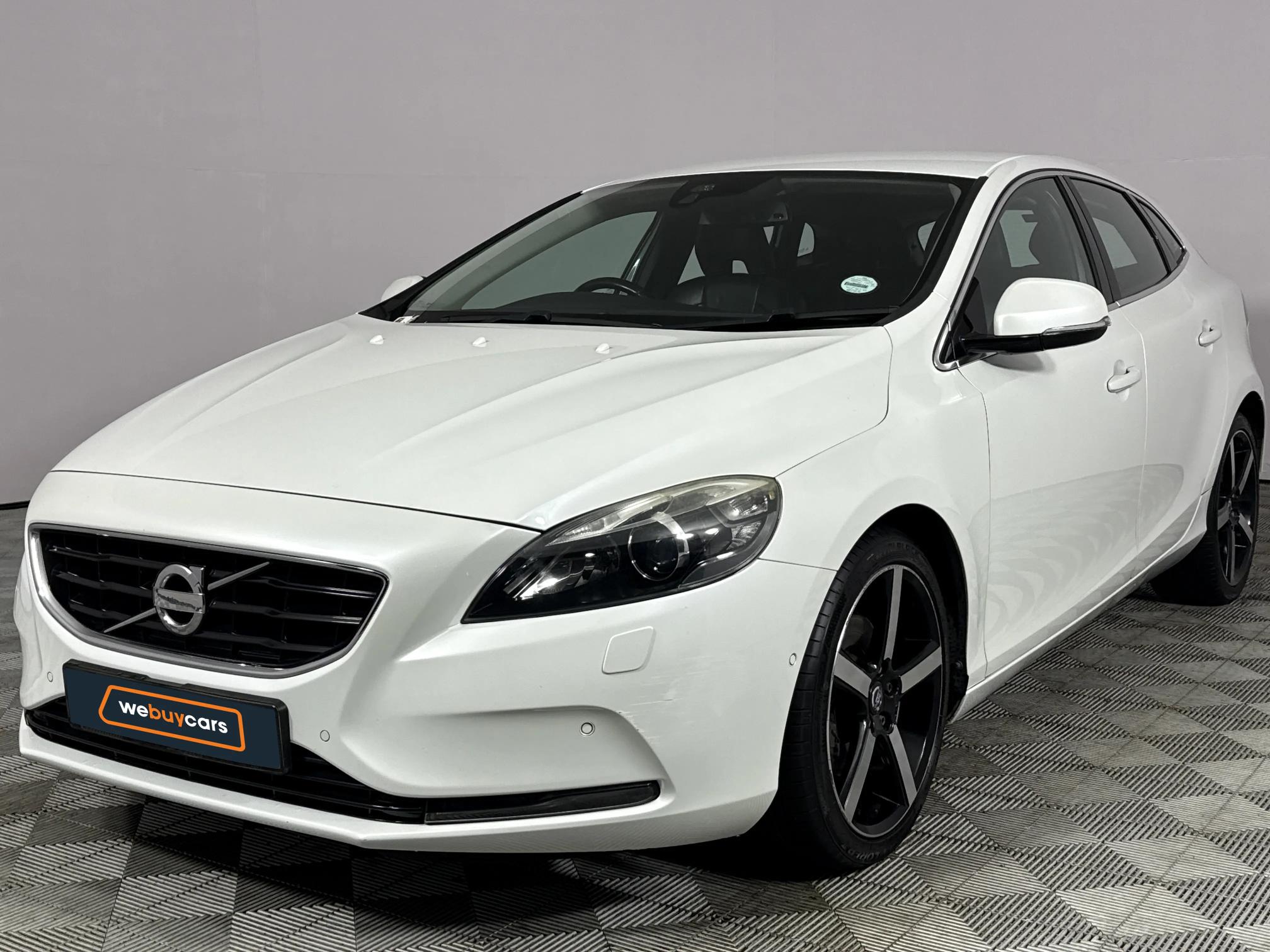 Used 2014 Volvo V40 T3 Essential