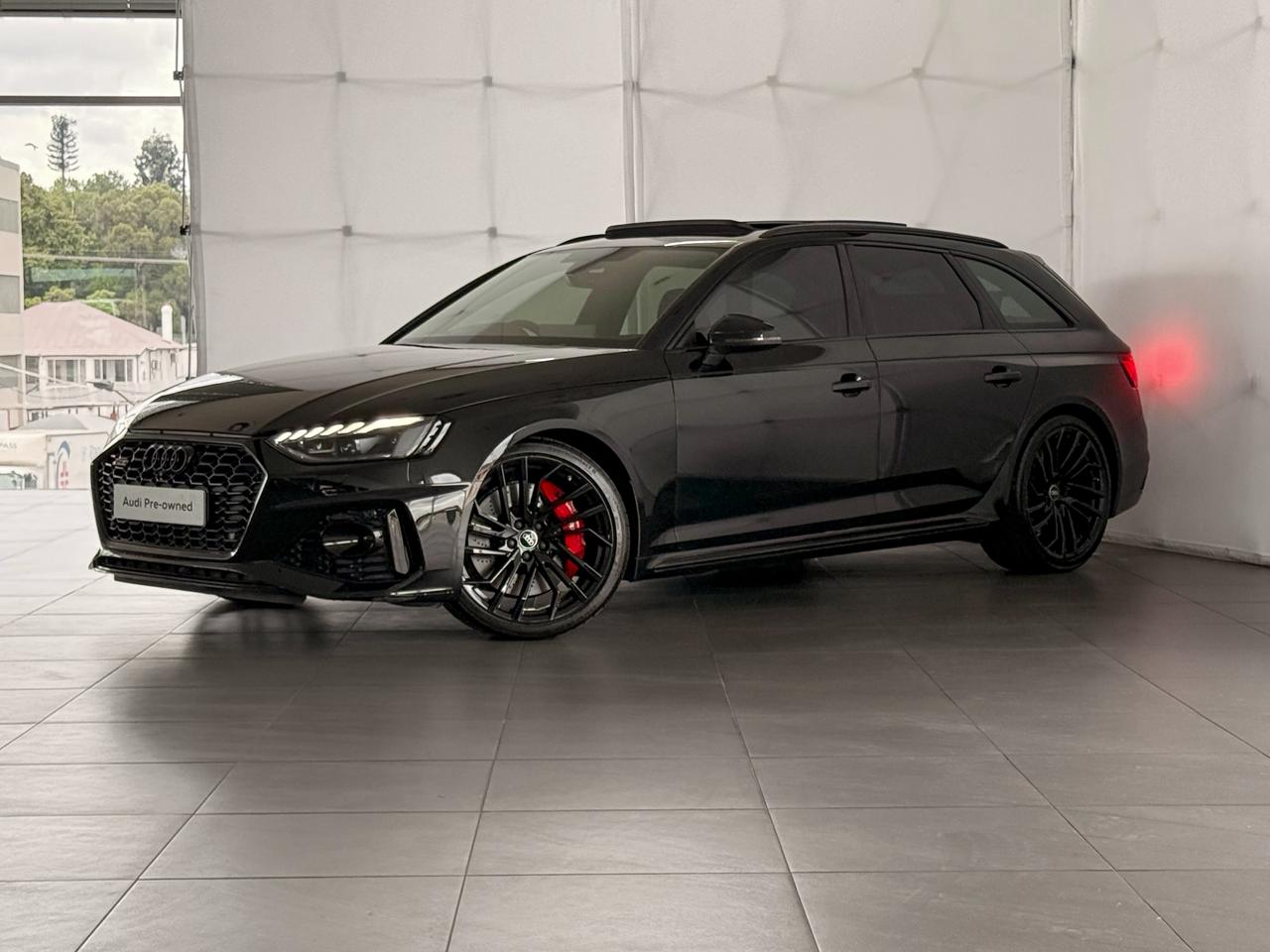 Used 2025 Audi RS4 Avant quattro