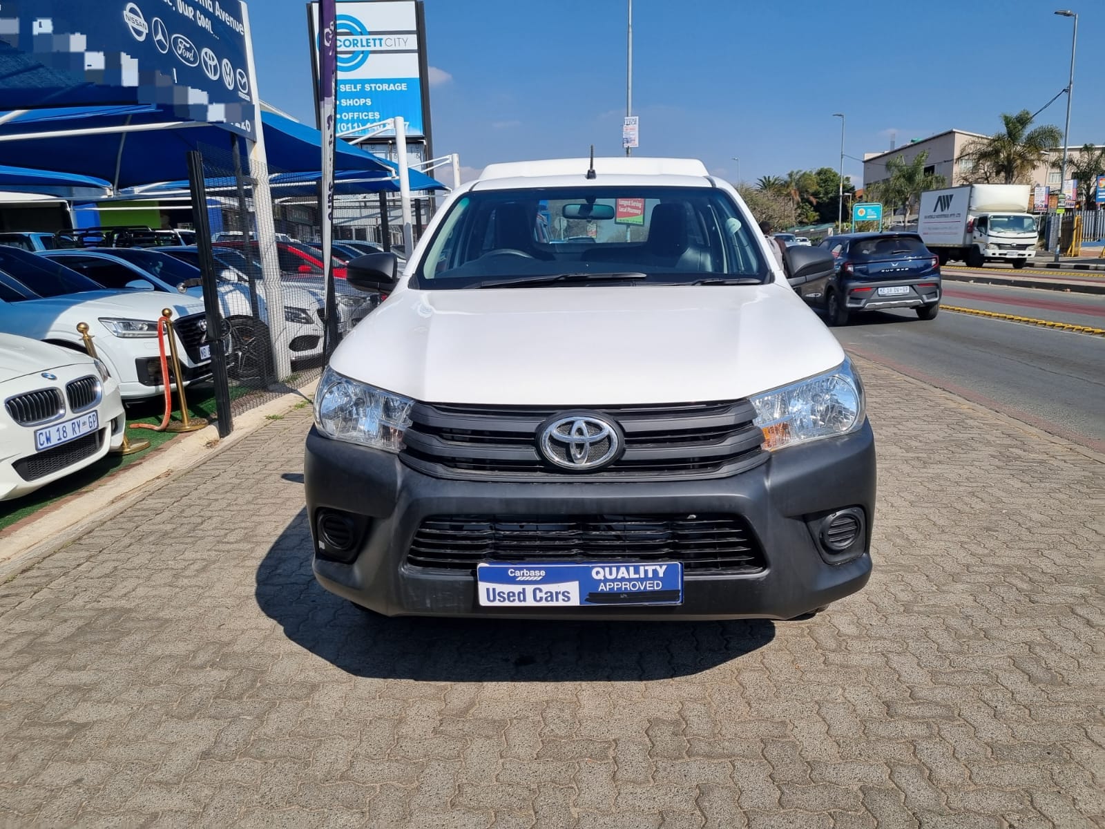 Used 2017 Toyota Hilux 2.4GD (aircon)
