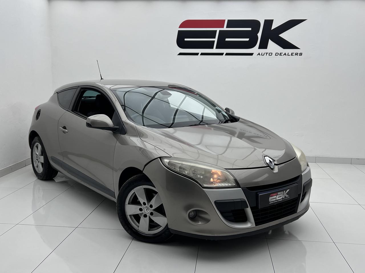 Used 2011 Renault Megane Mégane coupé 1.4TCe Dynamique