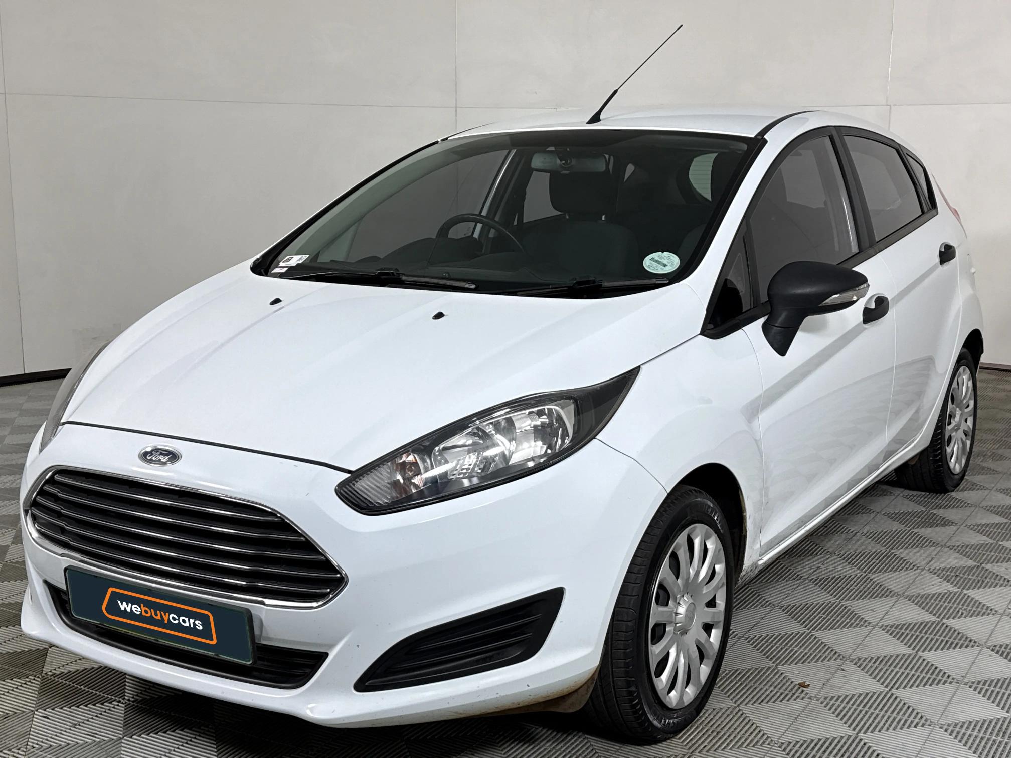 Used 2015 Ford Fiesta 5-door 1.4 Ambiente