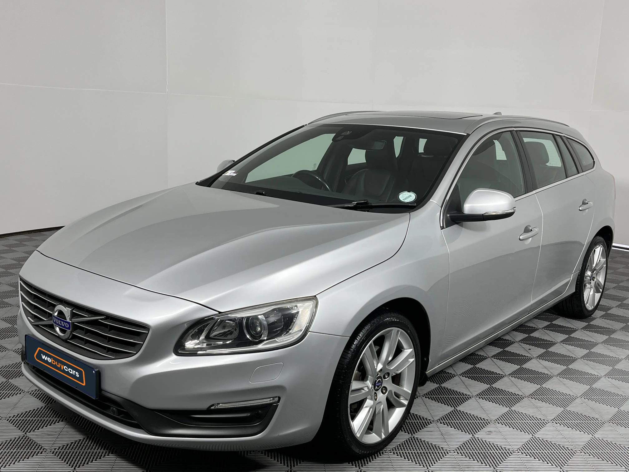 Used 2015 Volvo V60 T4 Excel auto