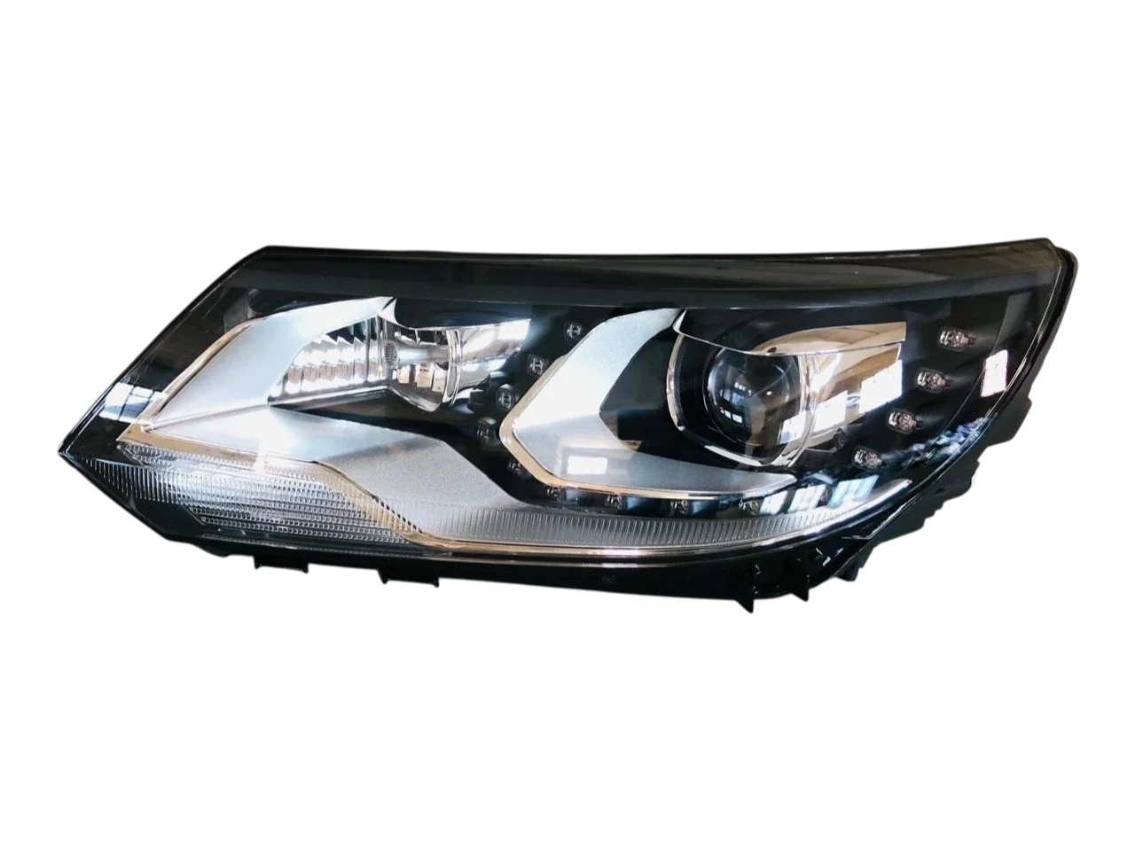 VW Tiguan LED Xenon