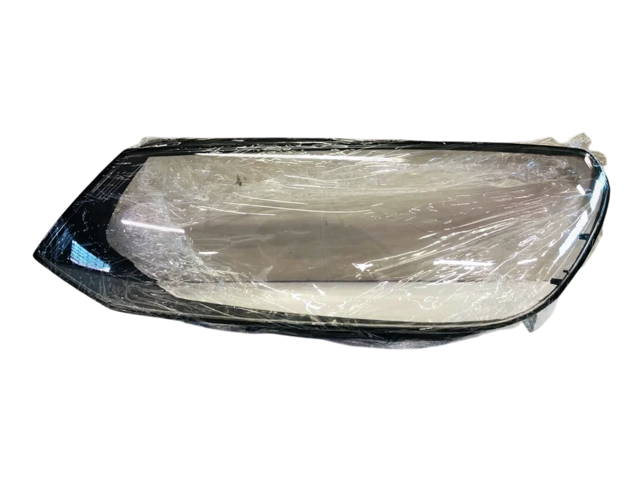 VW Touareg replacement headlight lens - Left side