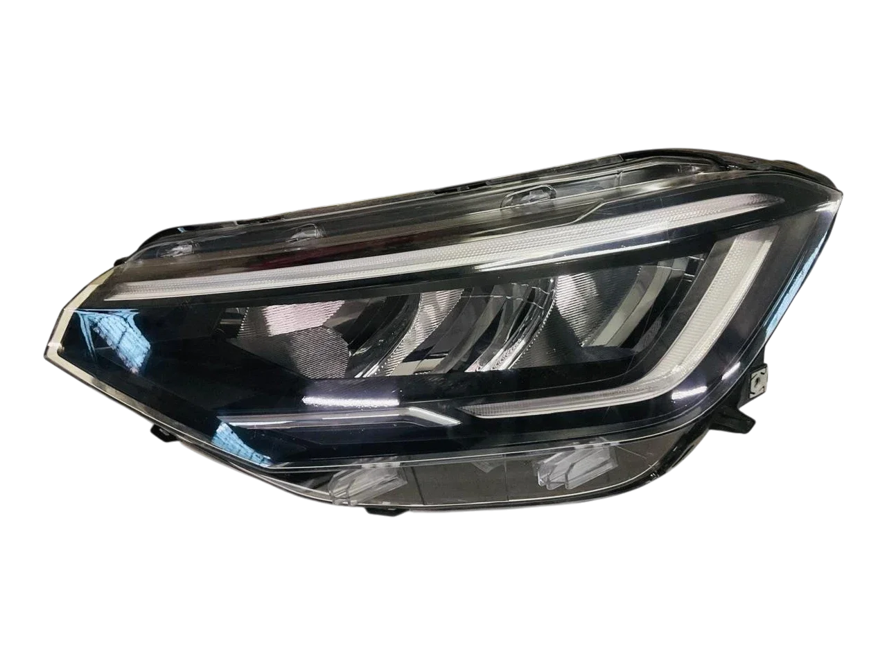 VW Tiago LED xenon headlight - Left side