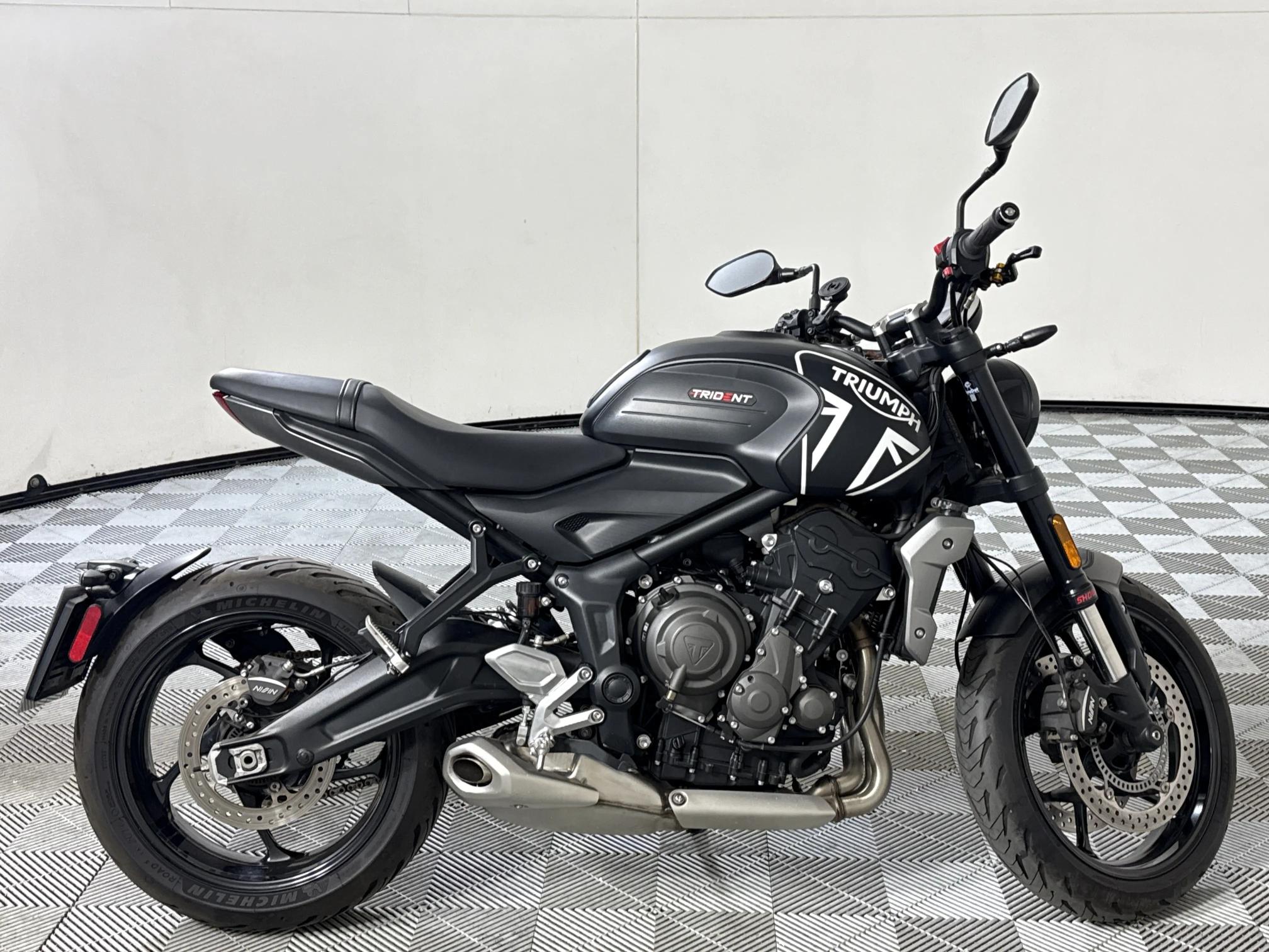 Used 2022 Triumph Sreet Triple Trident 660