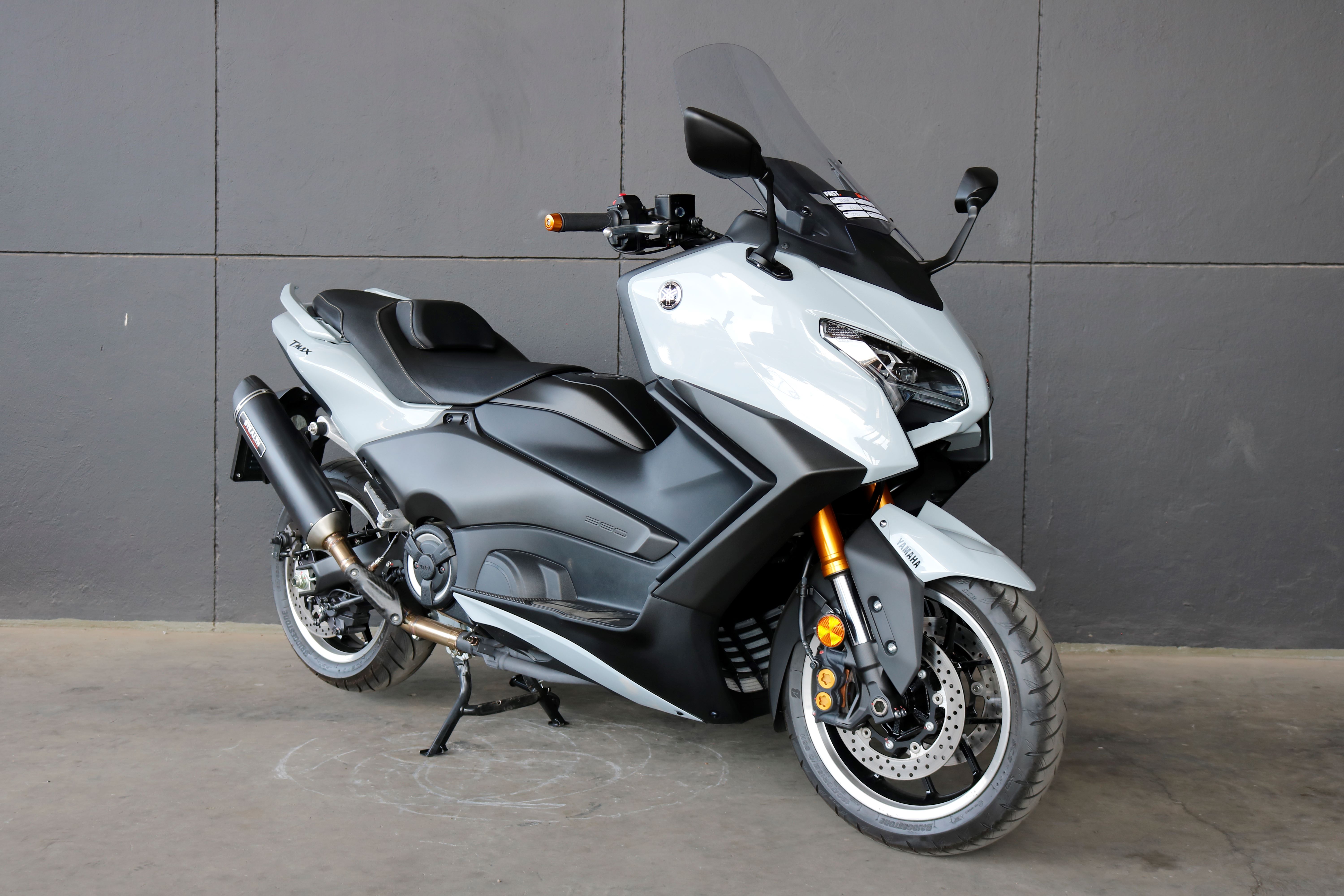 YAMAHA 560 TMX