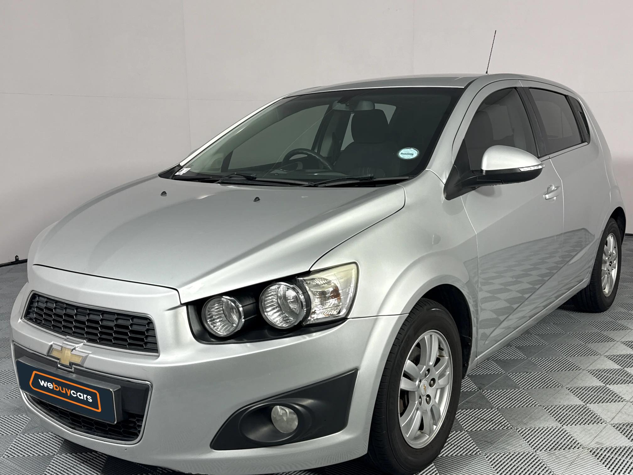 Used 2015 Chevrolet Sonic hatch 1.6 LS Black&White Edition