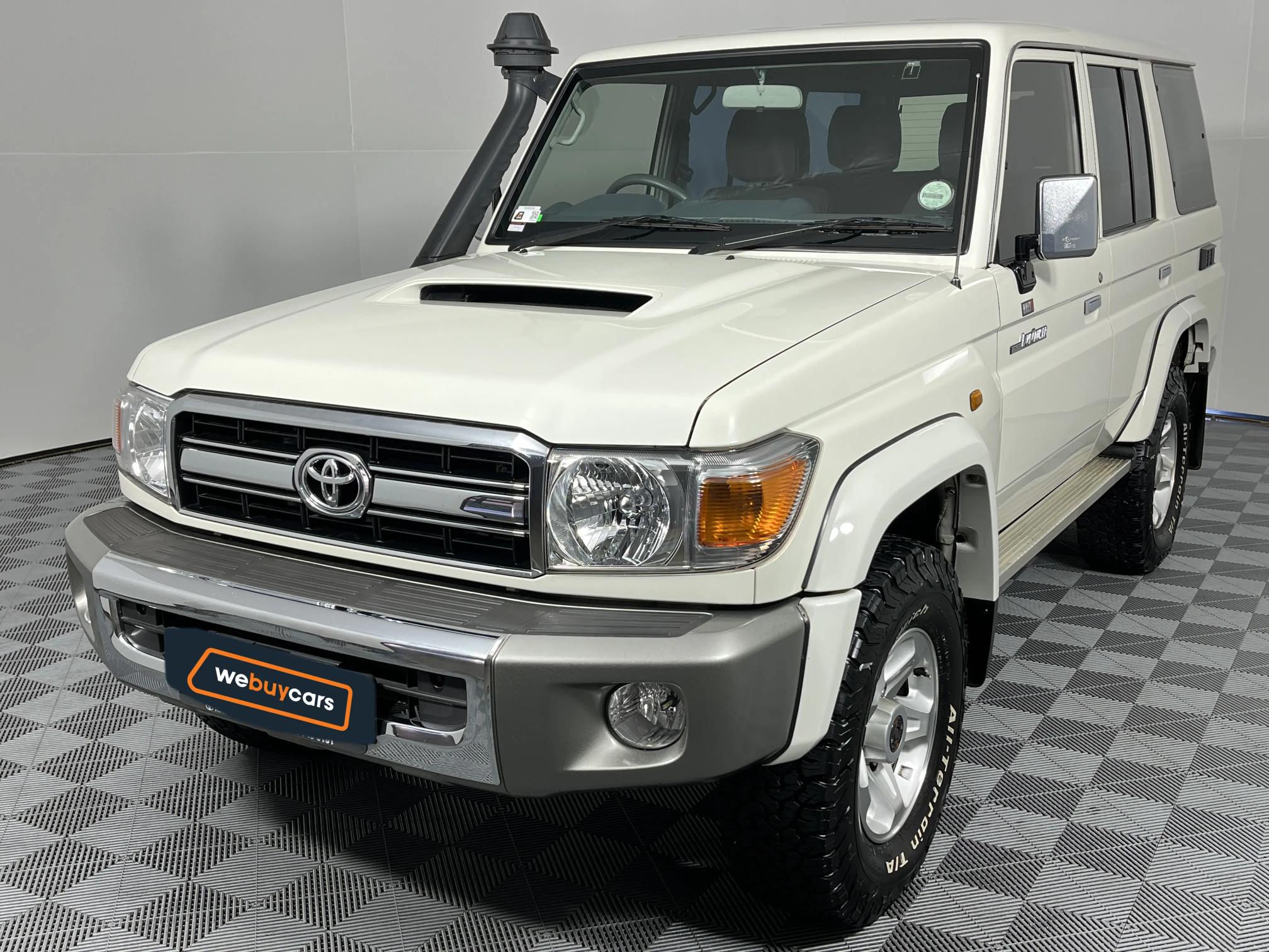 Used 2020 Toyota Land Cruiser 76 4.5D-4D V8 station wagon LX