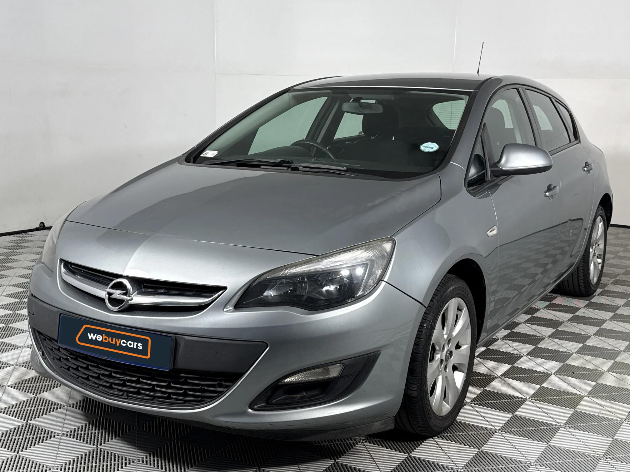 Used 2015 Opel Astra sedan 1.4 Turbo Essentia