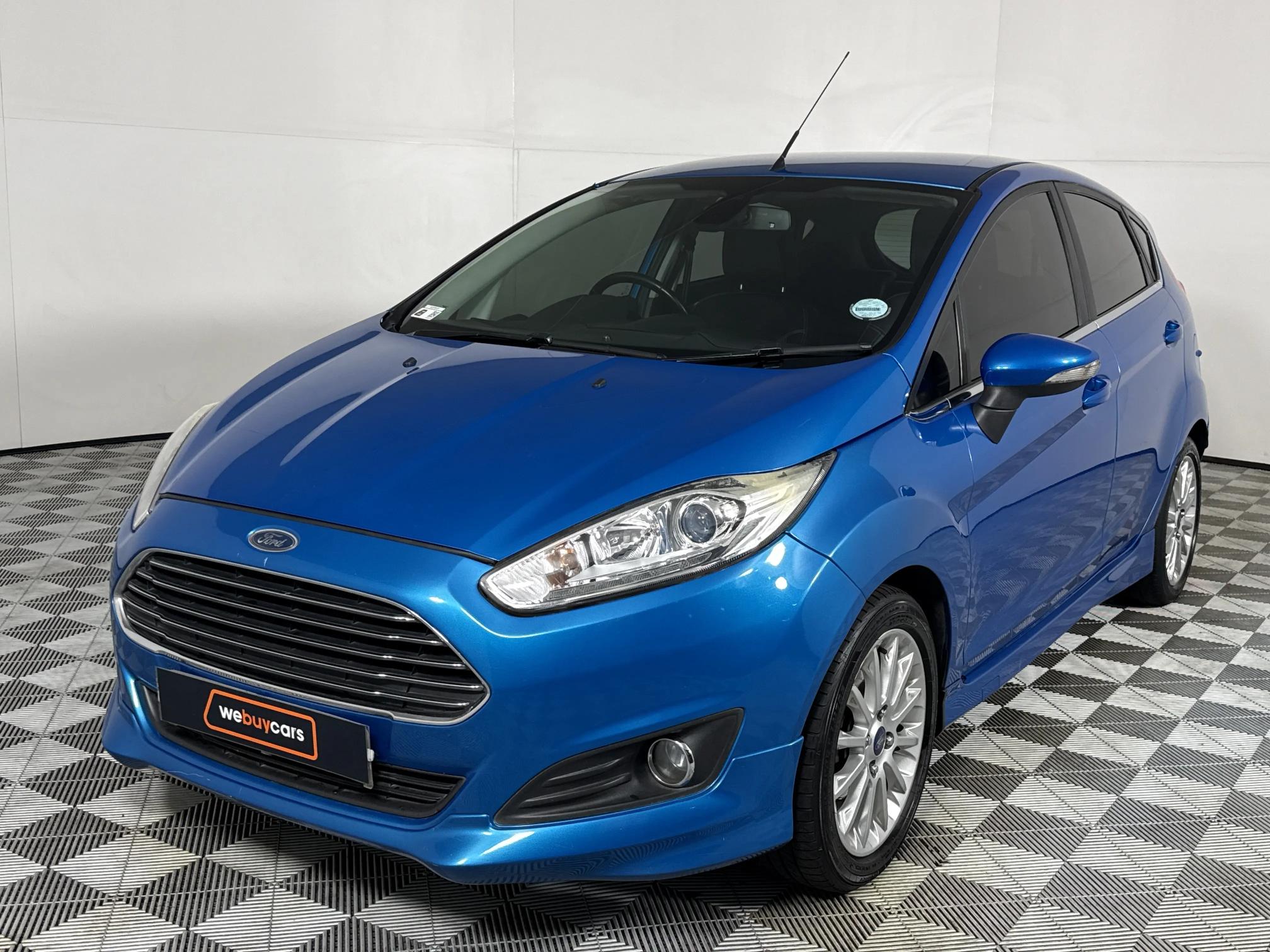 Used 2015 Ford Fiesta 5-door 1.0T Titanium