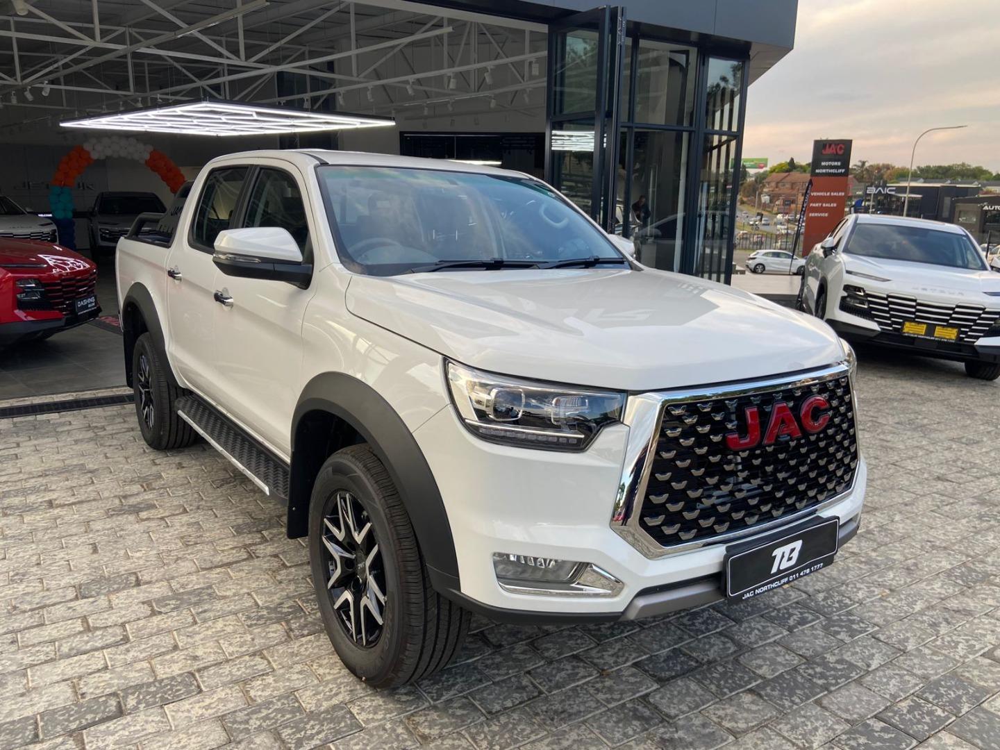 Used 2025 JAC T8 2.0CTI double cab Lux