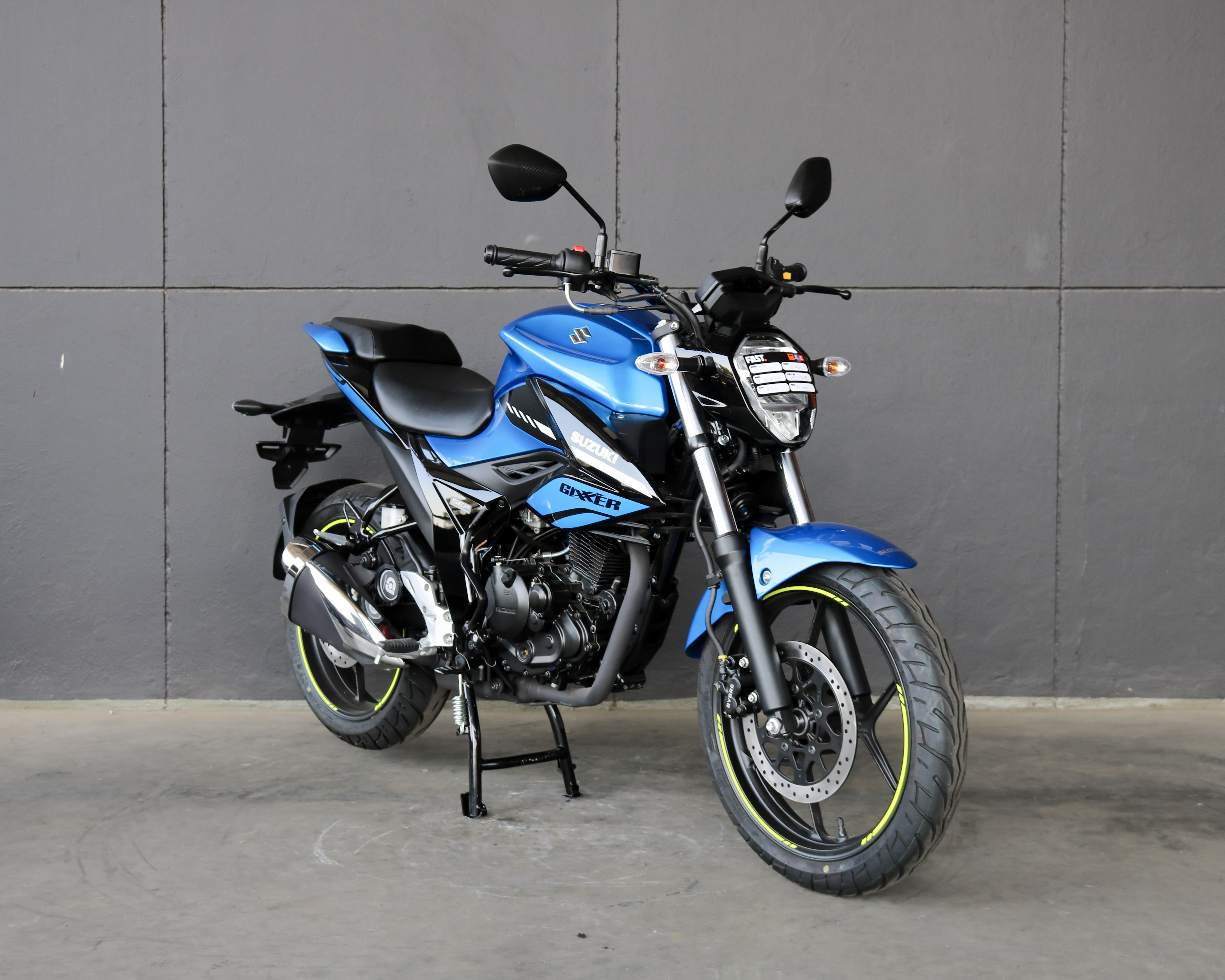 SUZUKI GIXXER 150