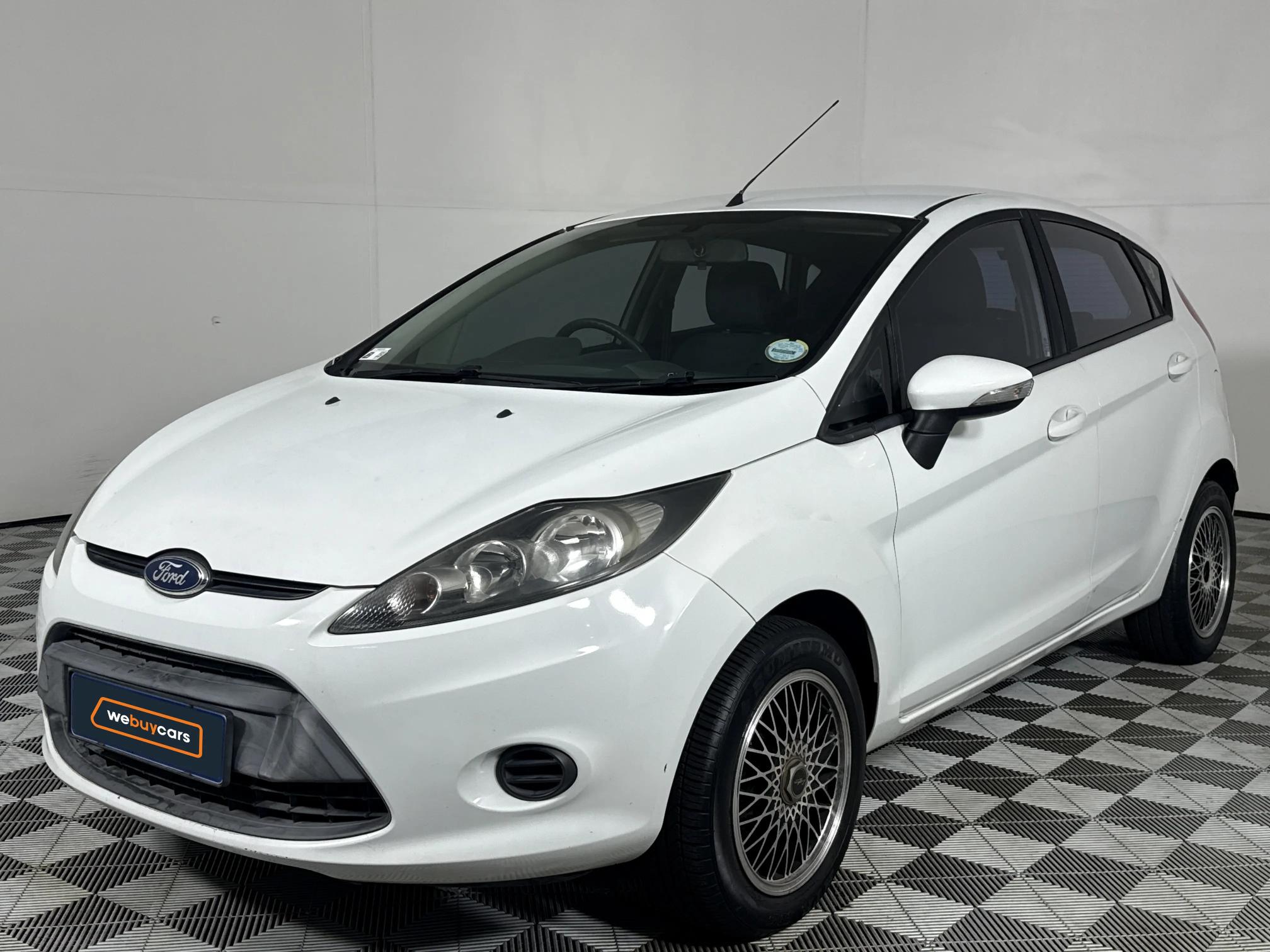 Used 2011 Ford Fiesta 5-door 1.6 Ambiente auto