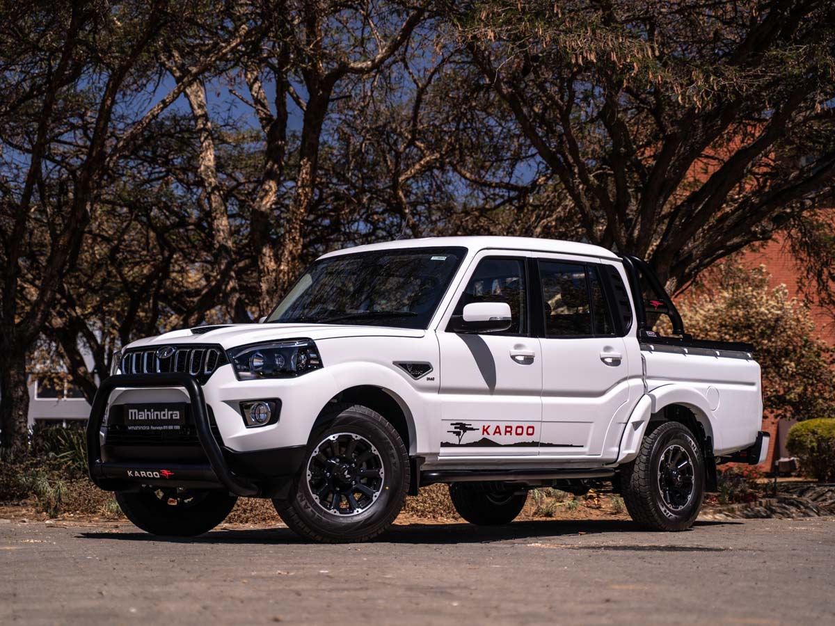 New 2026 Mahindra Pik Up 2.2CRDe double cab S11