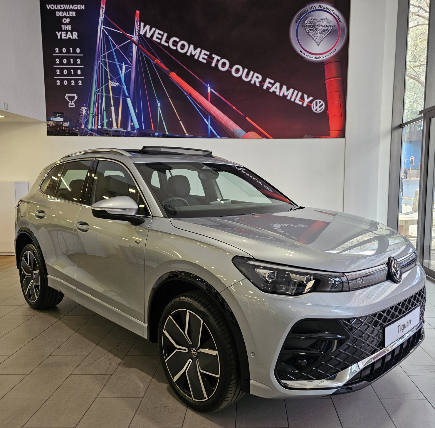 New 2026 Volkswagen Tiguan 2.0TDI R-Line 4Motion