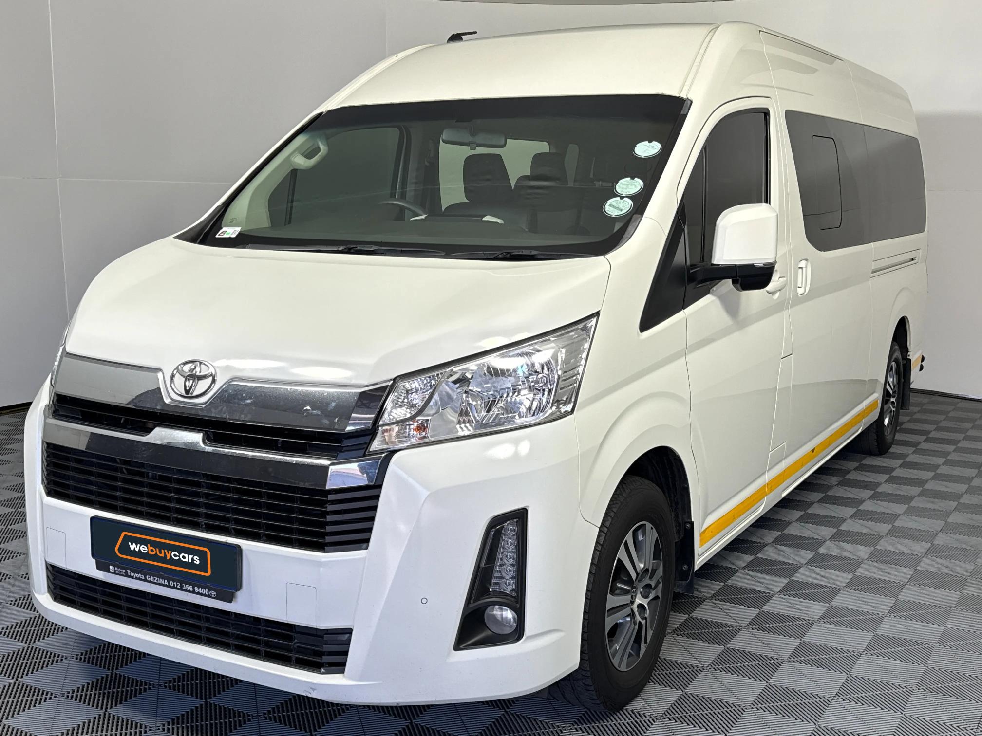 Used 2024 Toyota Quantum 2.8 SLWB bus 14-seater GL manual