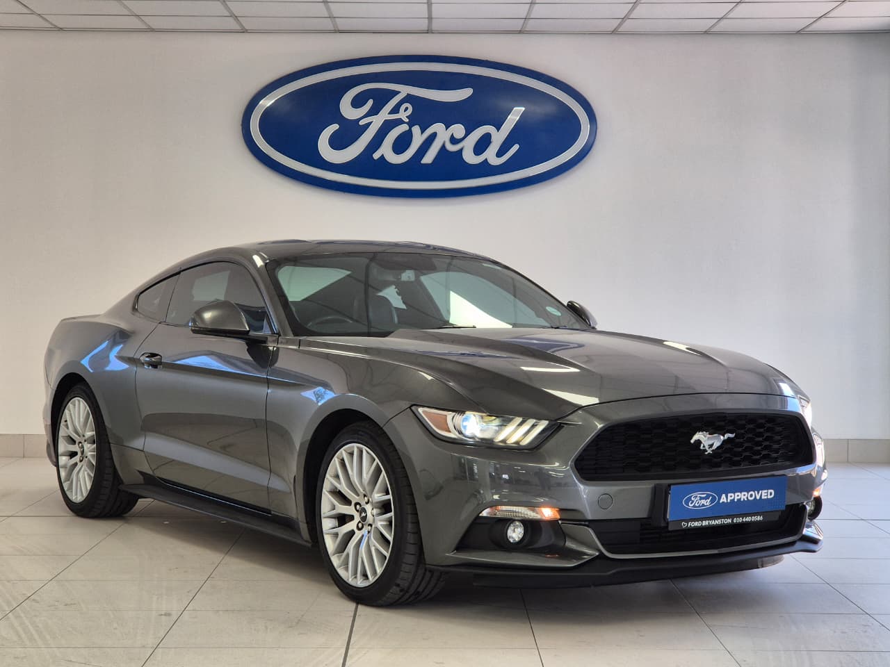 Used 2018 Ford Mustang 2.3T fastback auto