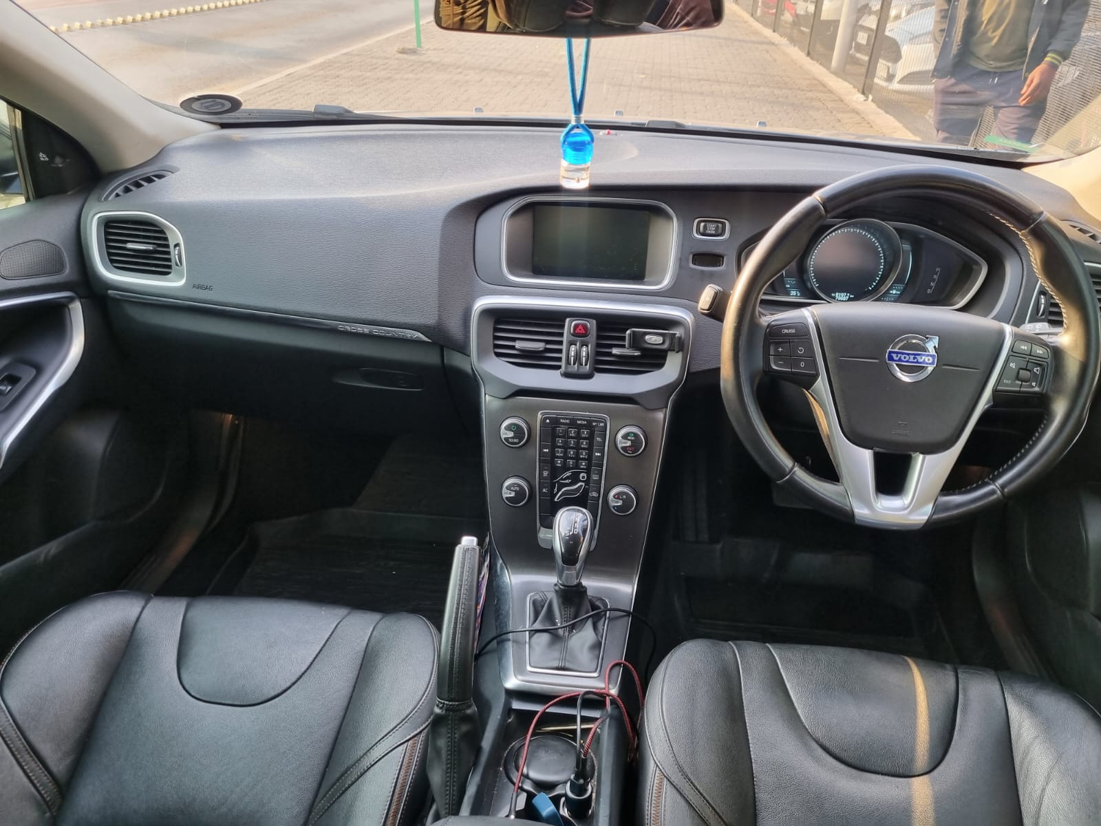 Used 2014 Volvo V40 T4 Excel